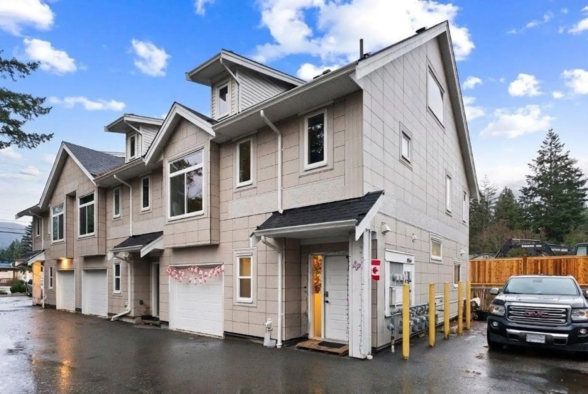 Property at #3 548 Park Street, Hope, BC
