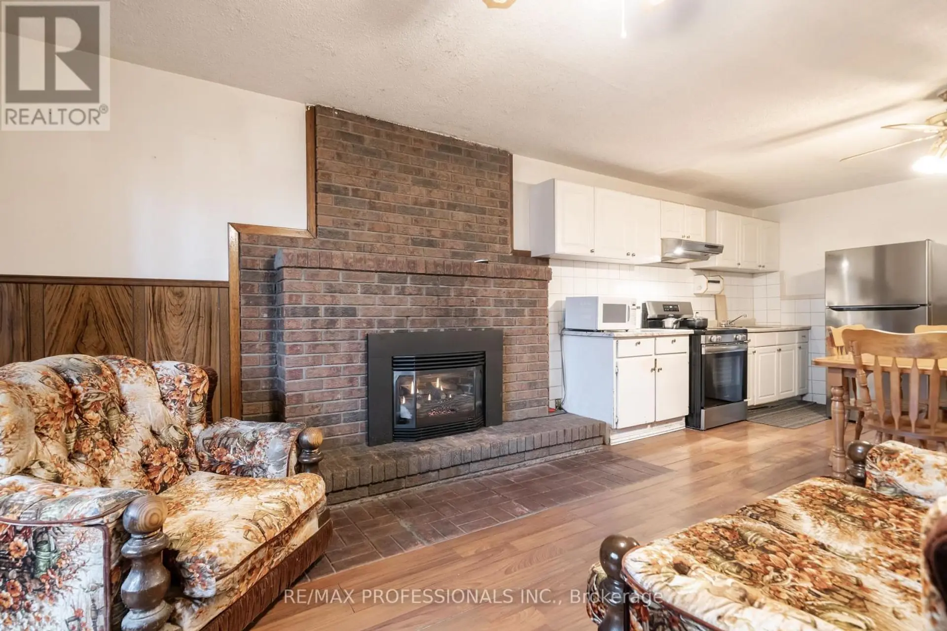 1164 KIPLING AVENUE - Image 14