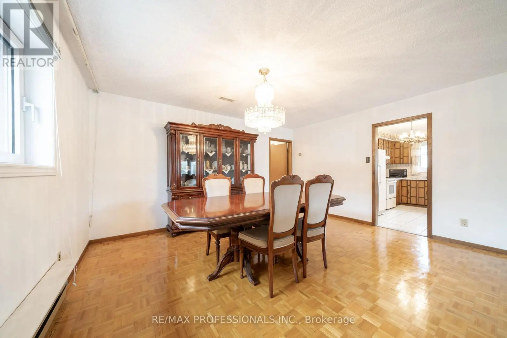 1164 KIPLING AVENUE - Image 4