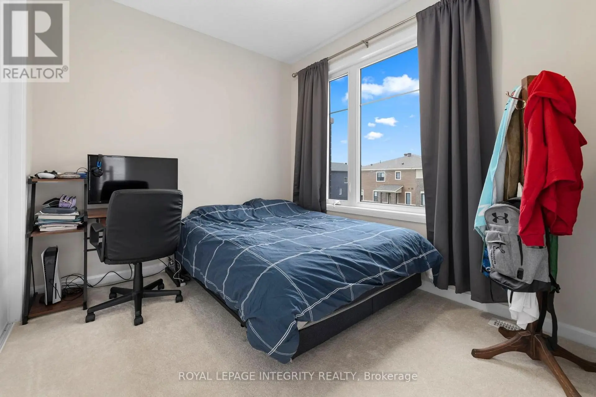 142 SHALLOW POND PLACE E - Image 9