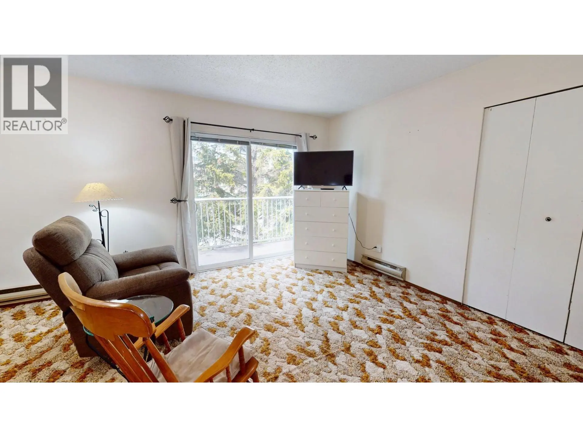 #307 501 Elk Street - Image 10