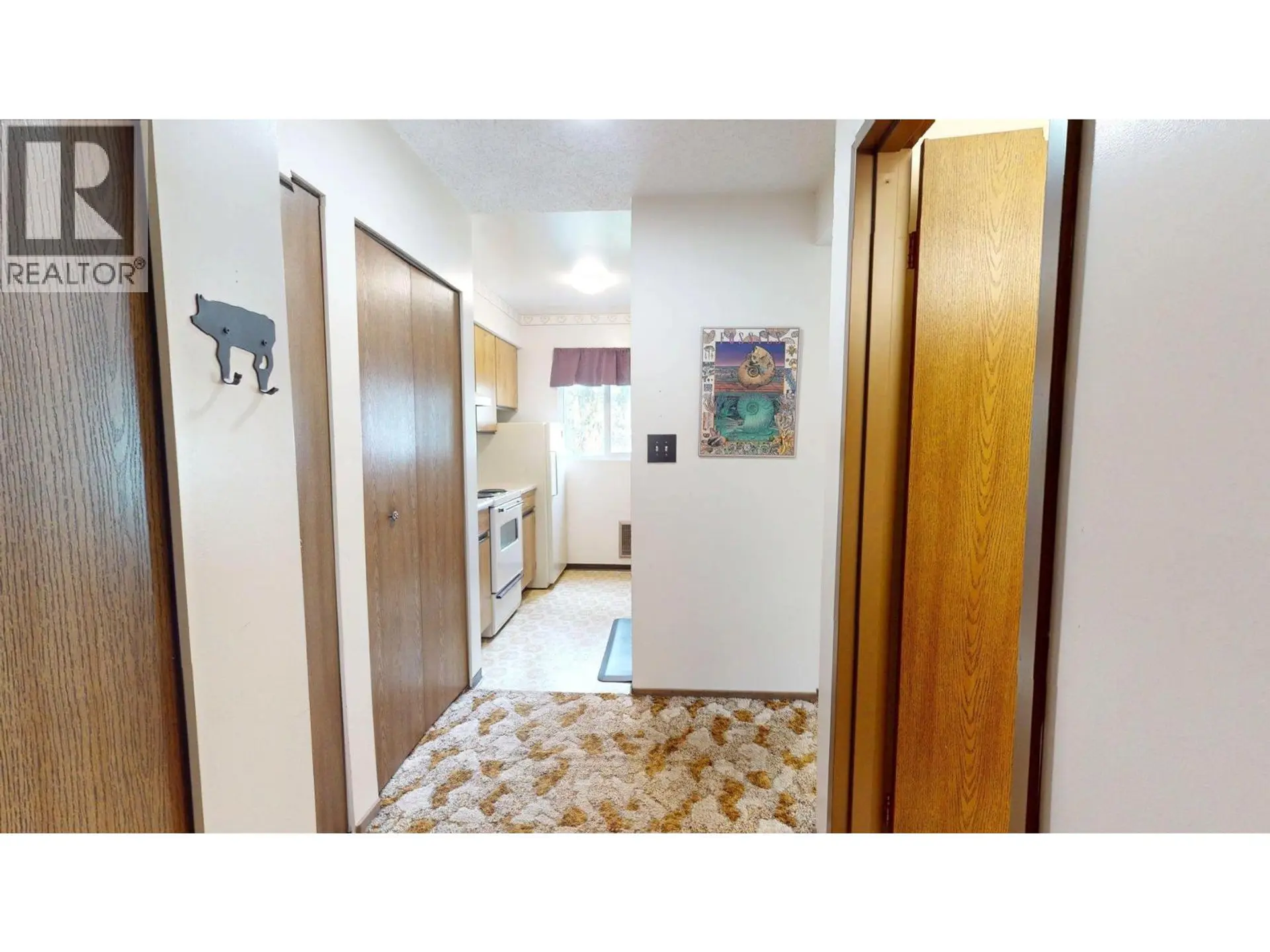 #307 501 Elk Street - Image 2