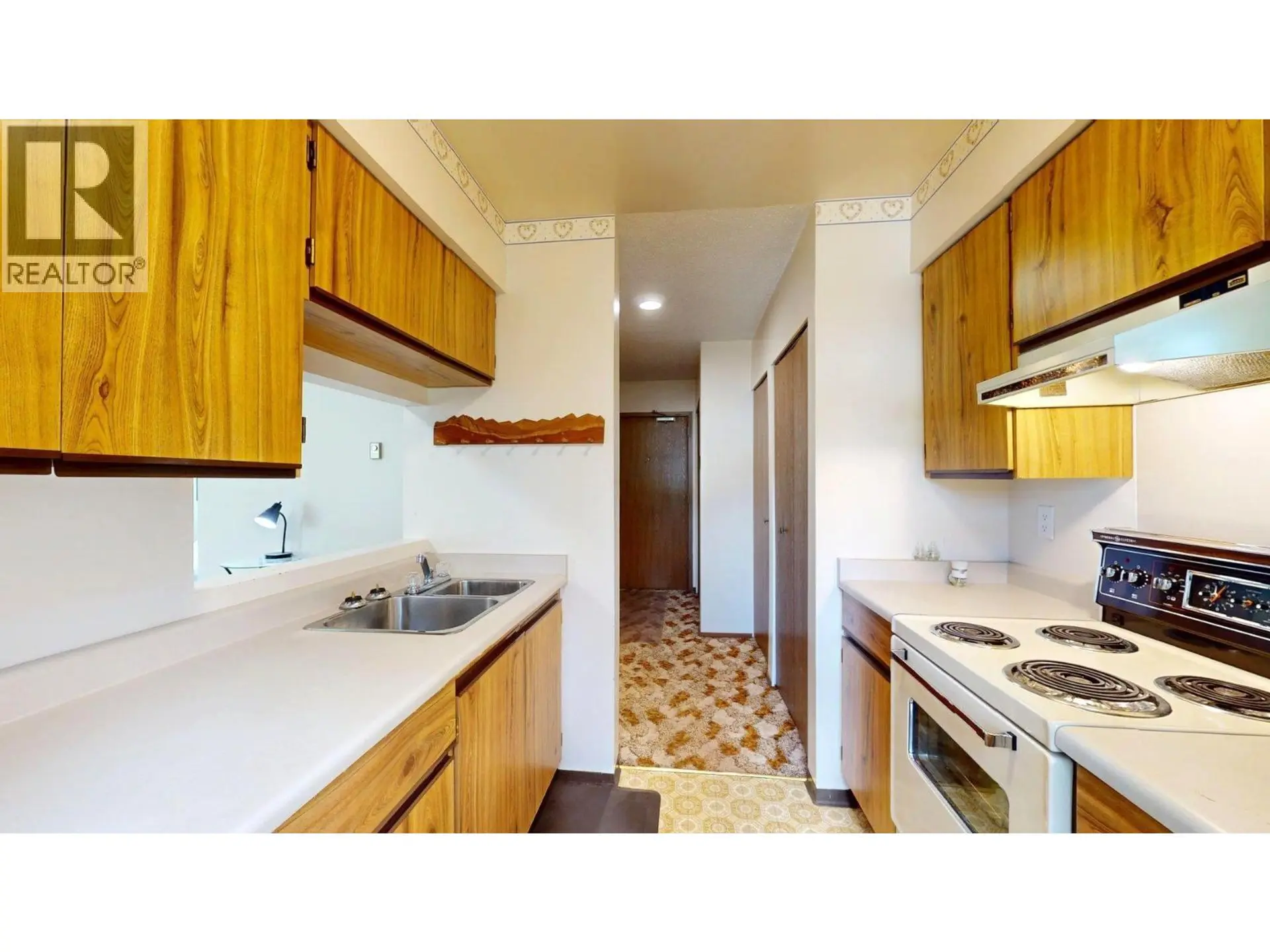 #307 501 Elk Street - Image 5