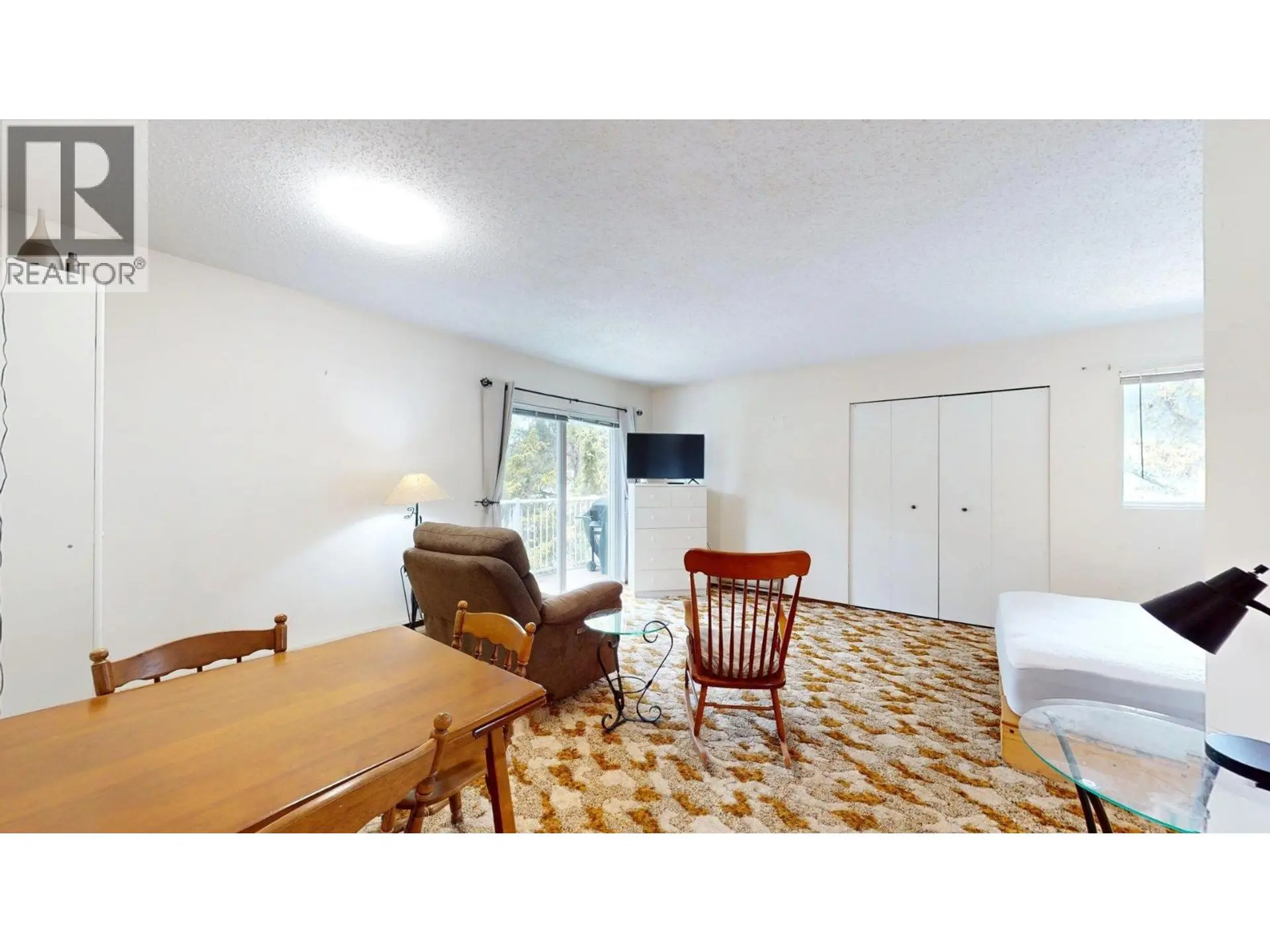 #307 501 Elk Street - Image 7