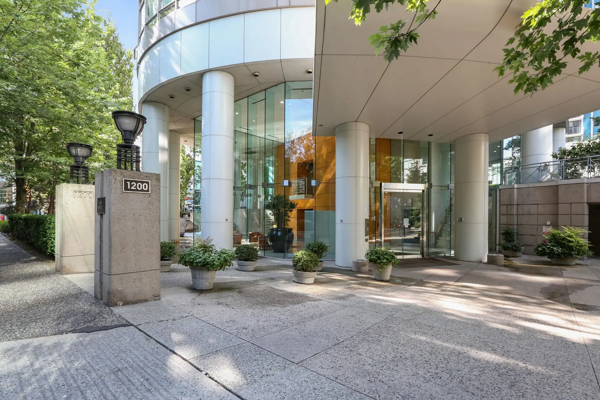 #1203 1200 Alberni Street - Image 2