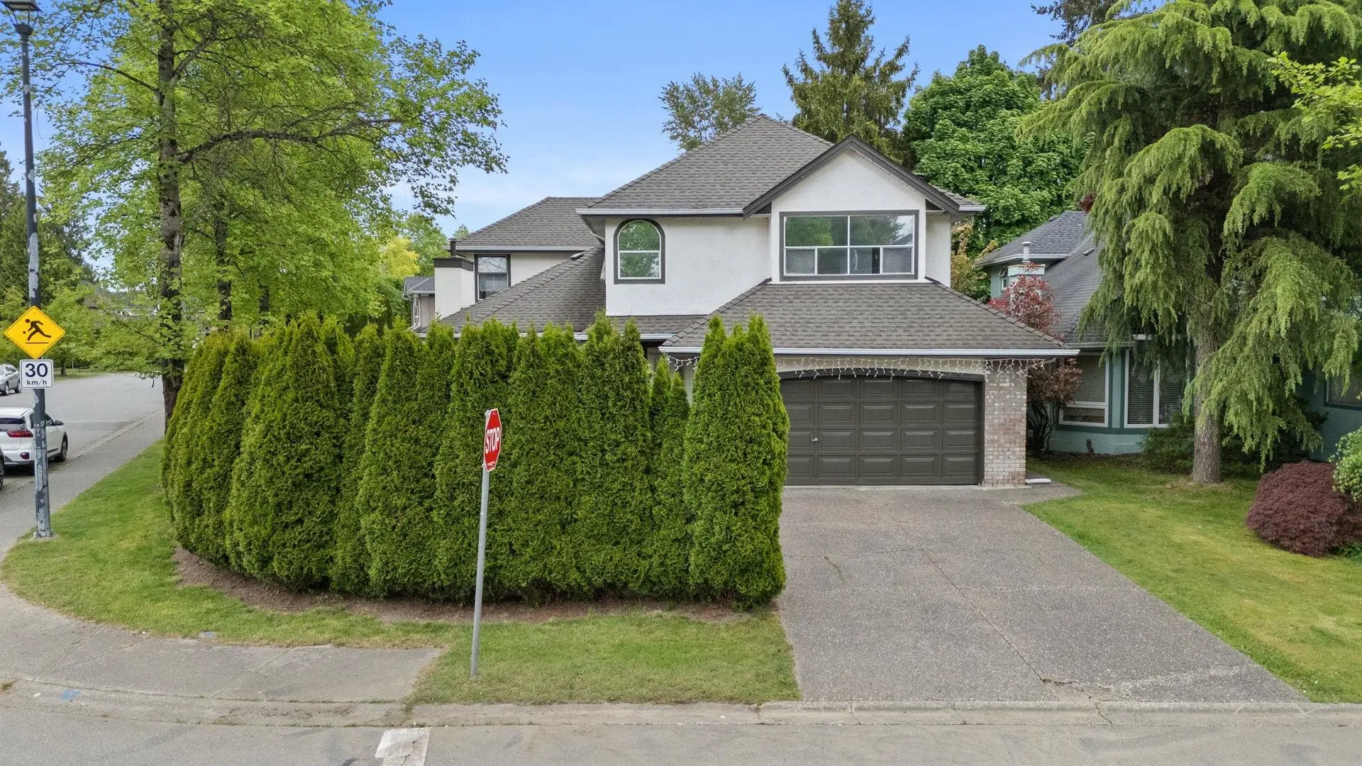 10898 160a Street - Image 20