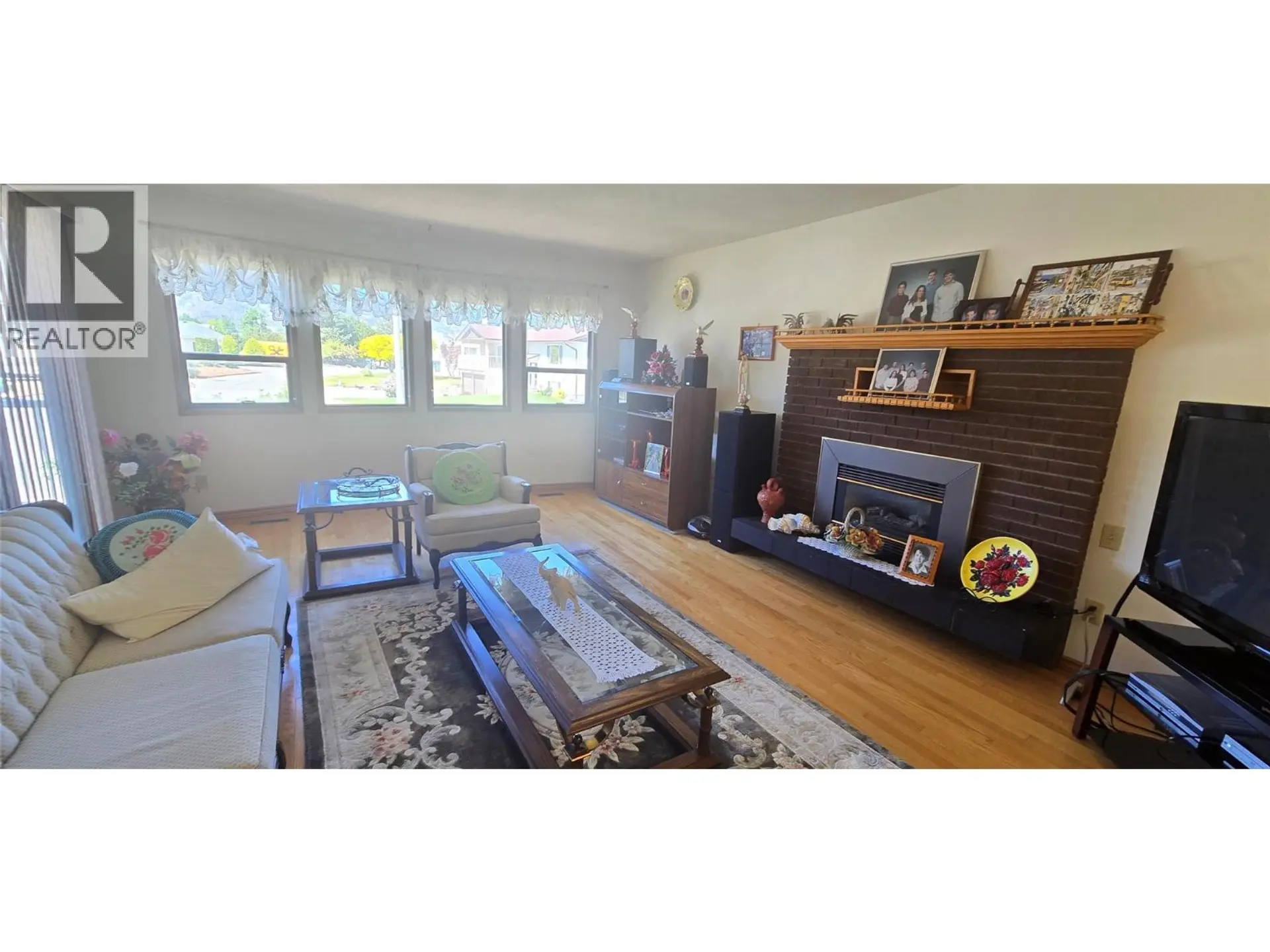10 Spruce Court - Image 12