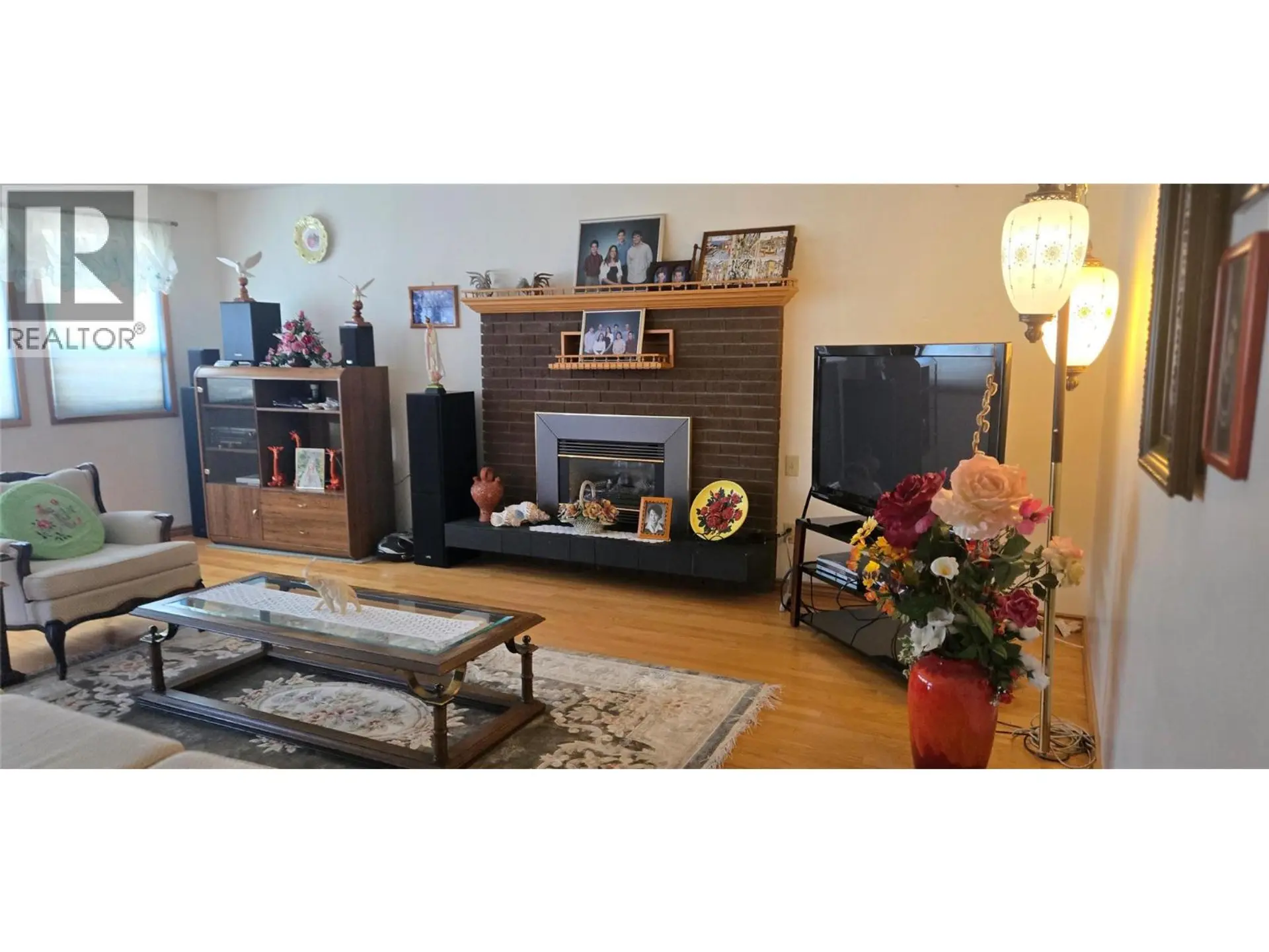10 Spruce Court - Image 4