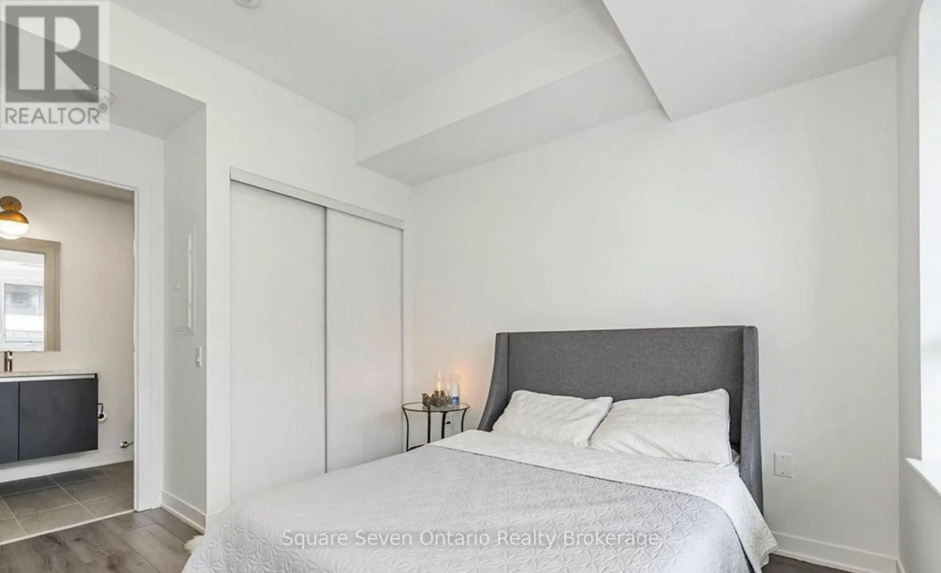 #820 395 DUNDAS STREET - Image 10