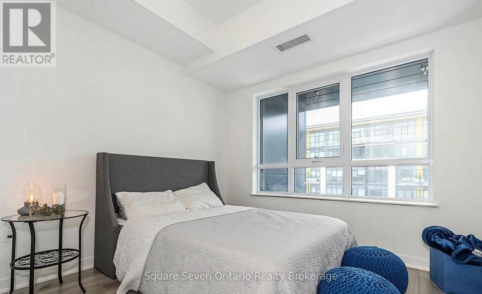 #820 395 DUNDAS STREET - Image 11