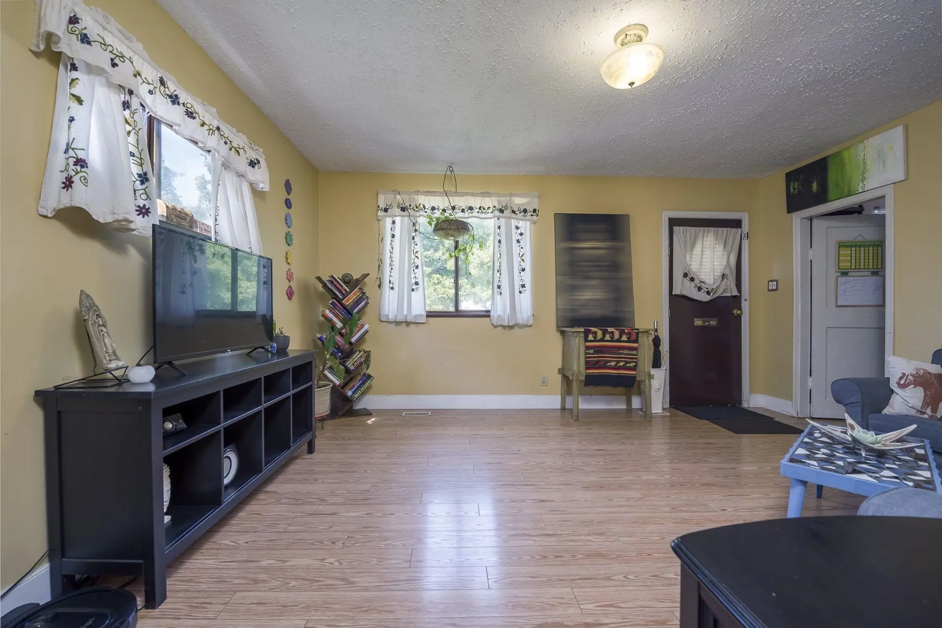 3826 Glendale Street - Image 13