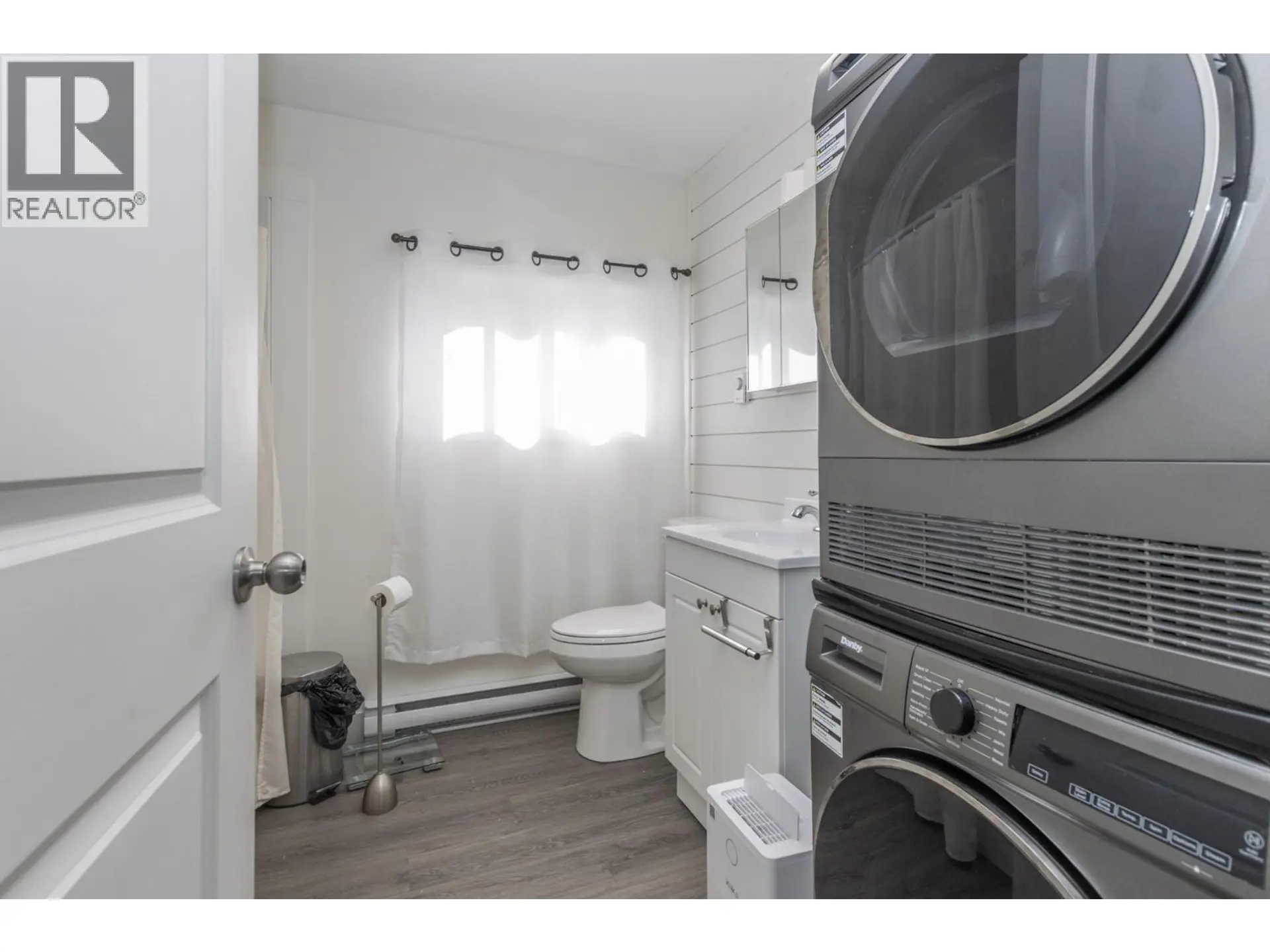 680 10 Street SW - Image 11