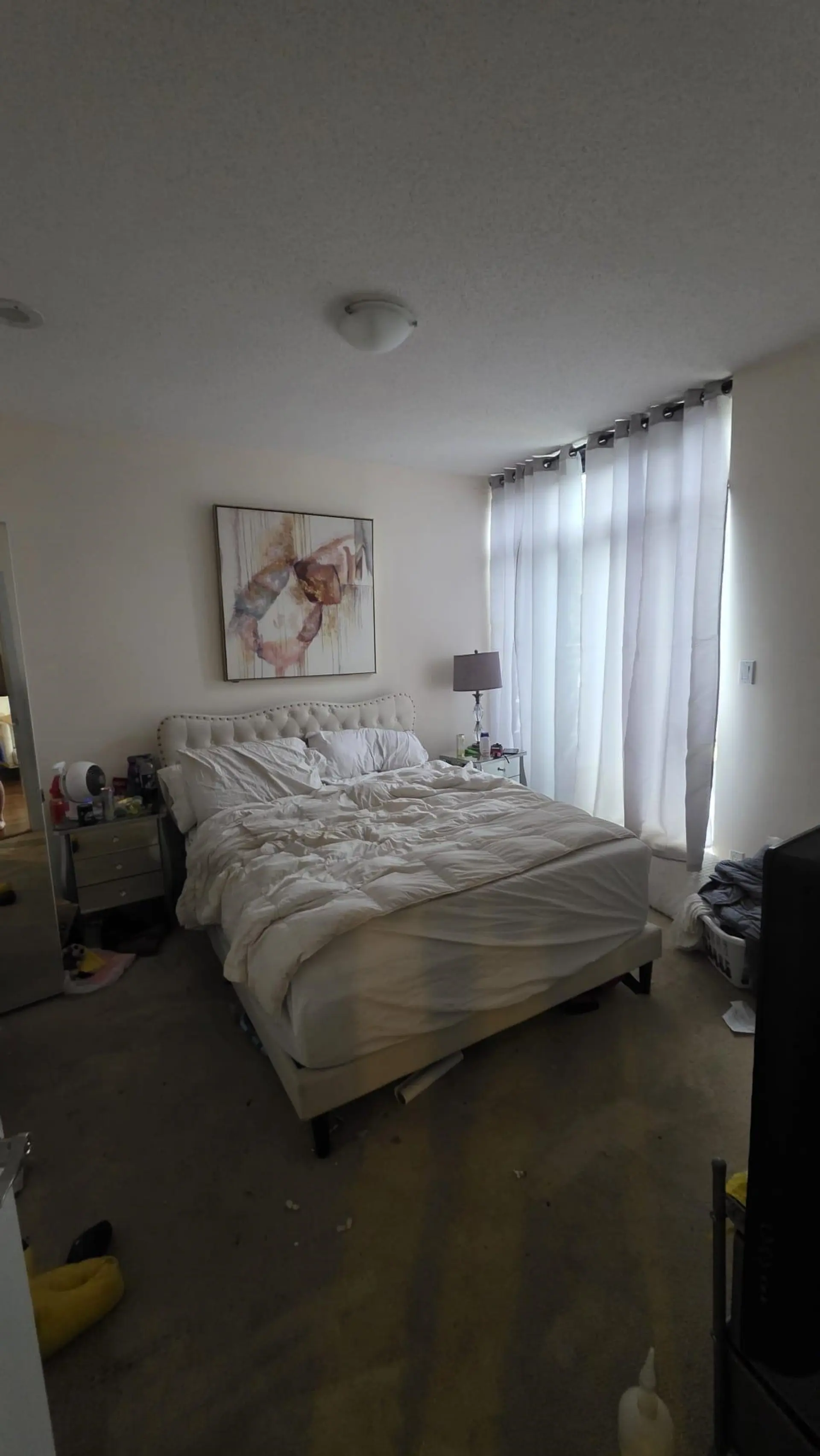 #405 11 E Royal Avenue - Image 6