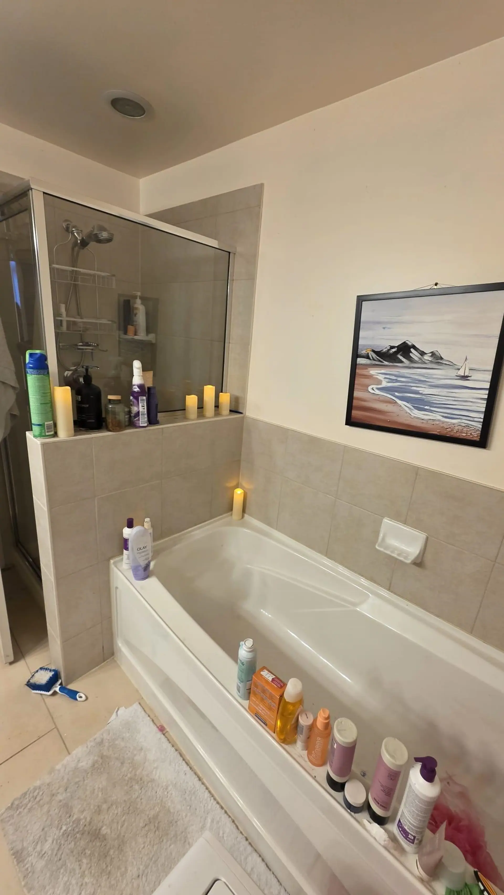 #405 11 E Royal Avenue - Image 7