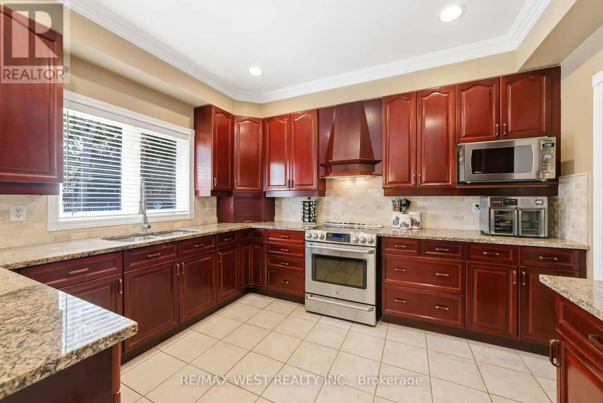2180 NORTH RIDGE TRAIL - Image 7