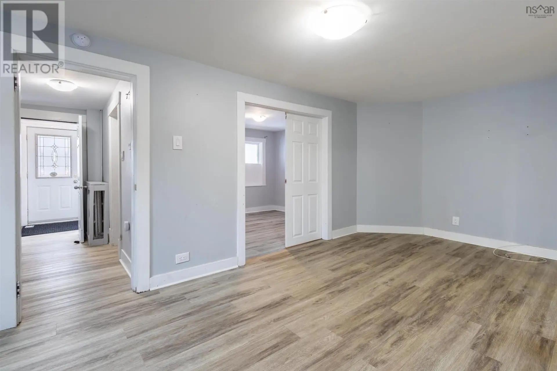 120-124 Colby Street - Image 11