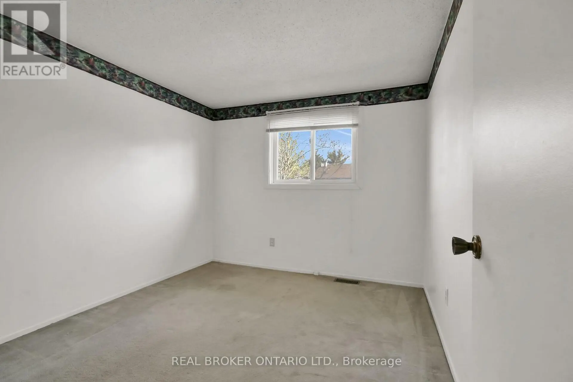 #65 88 CLARKSON CRESCENT - Image 12