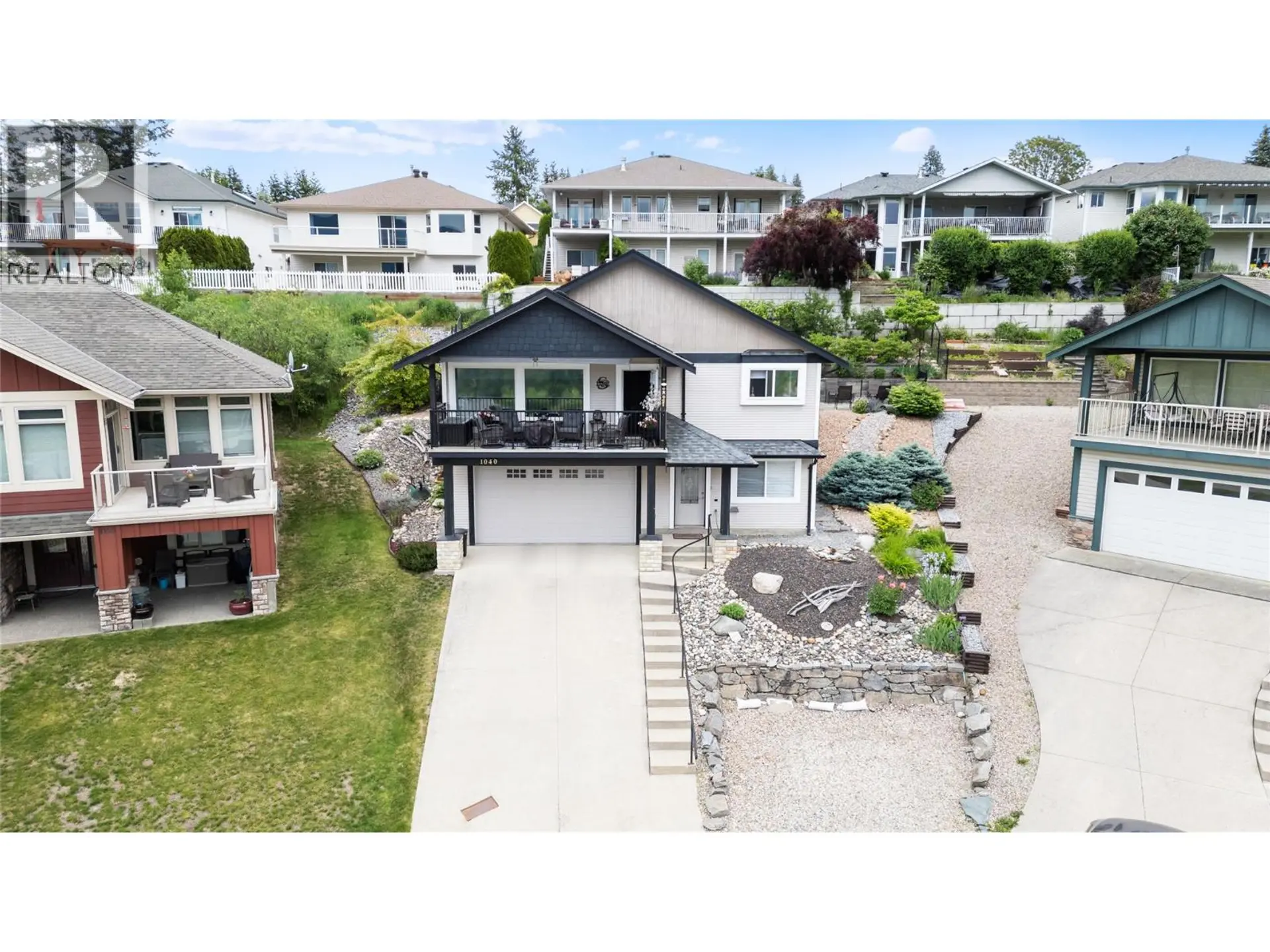 Property at 1040 14 Avenue SE, Salmon Arm, BC