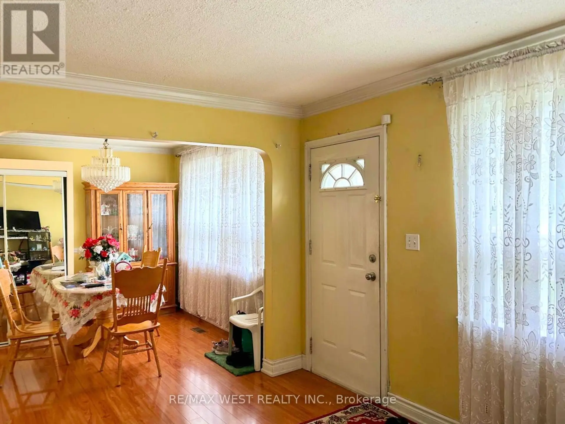 2567 KINGSTON ROAD - Image 3