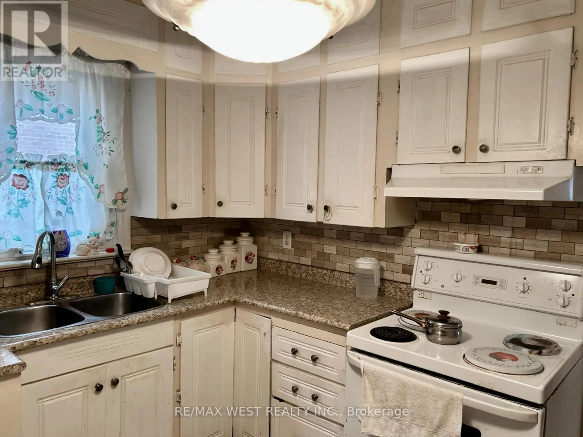2567 KINGSTON ROAD - Image 7