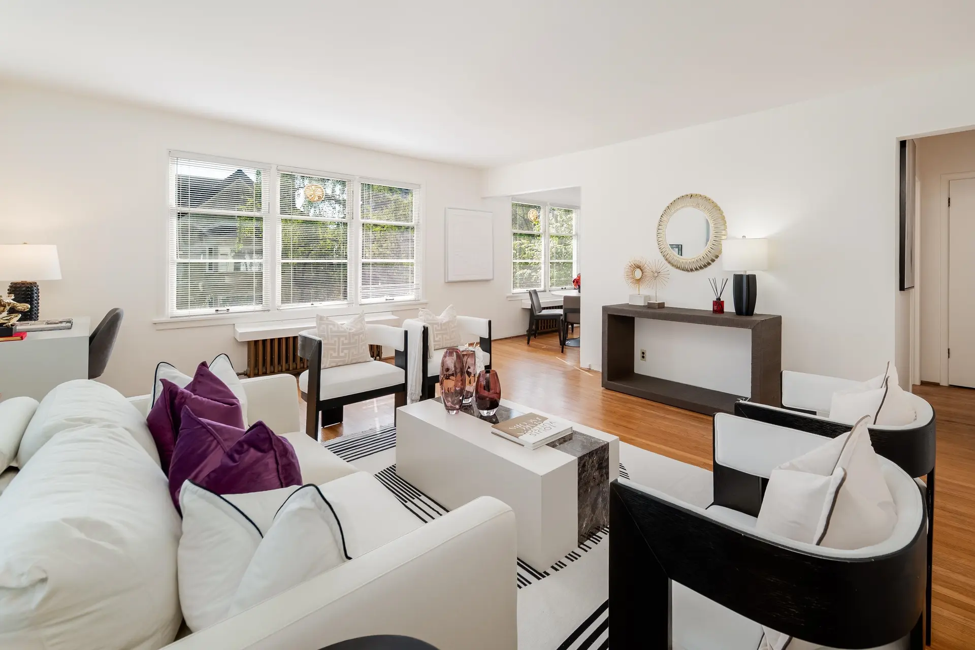#307 1565 Burnaby Street - Image 2