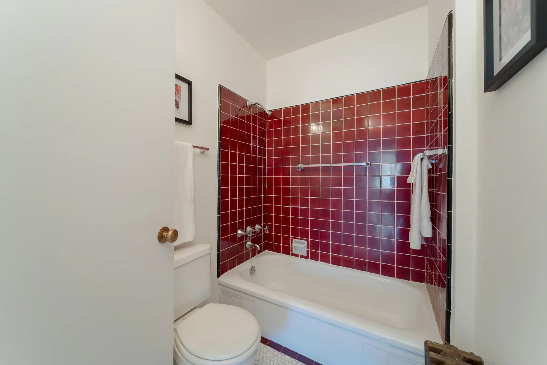 #307 1565 Burnaby Street - Image 14