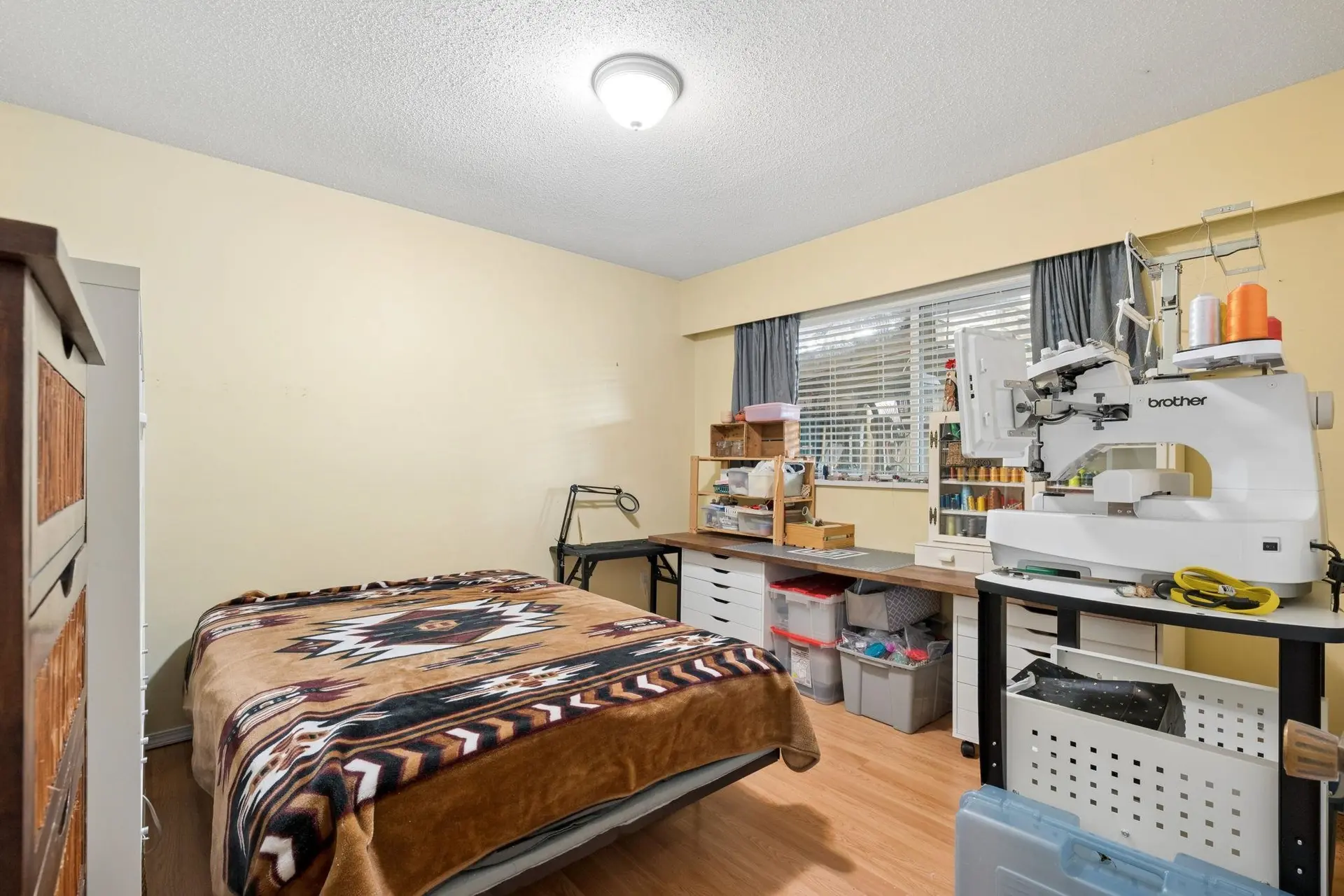 5120 59a Street - Image 12