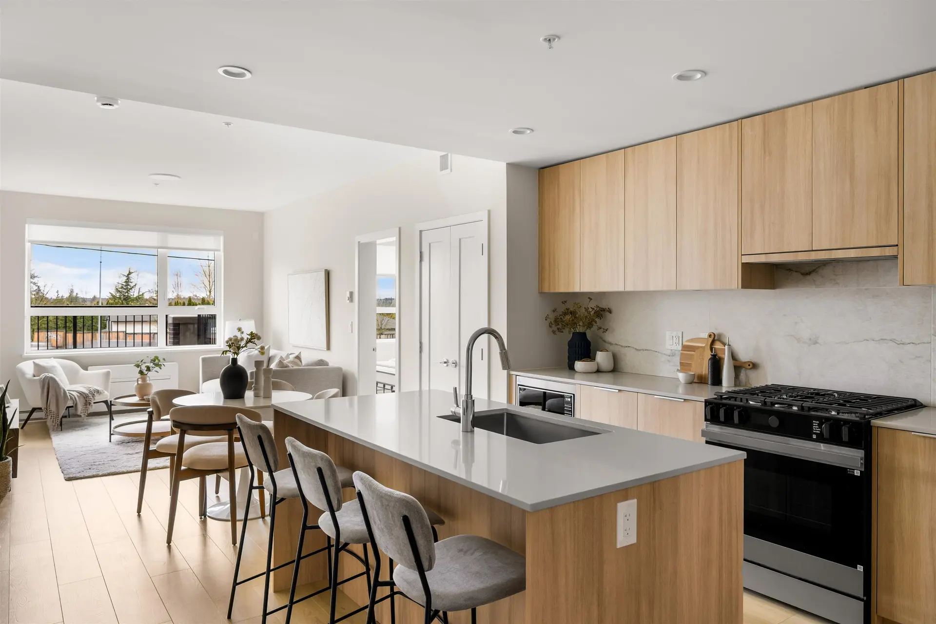 #613 20049B 82 Avenue - Image 4