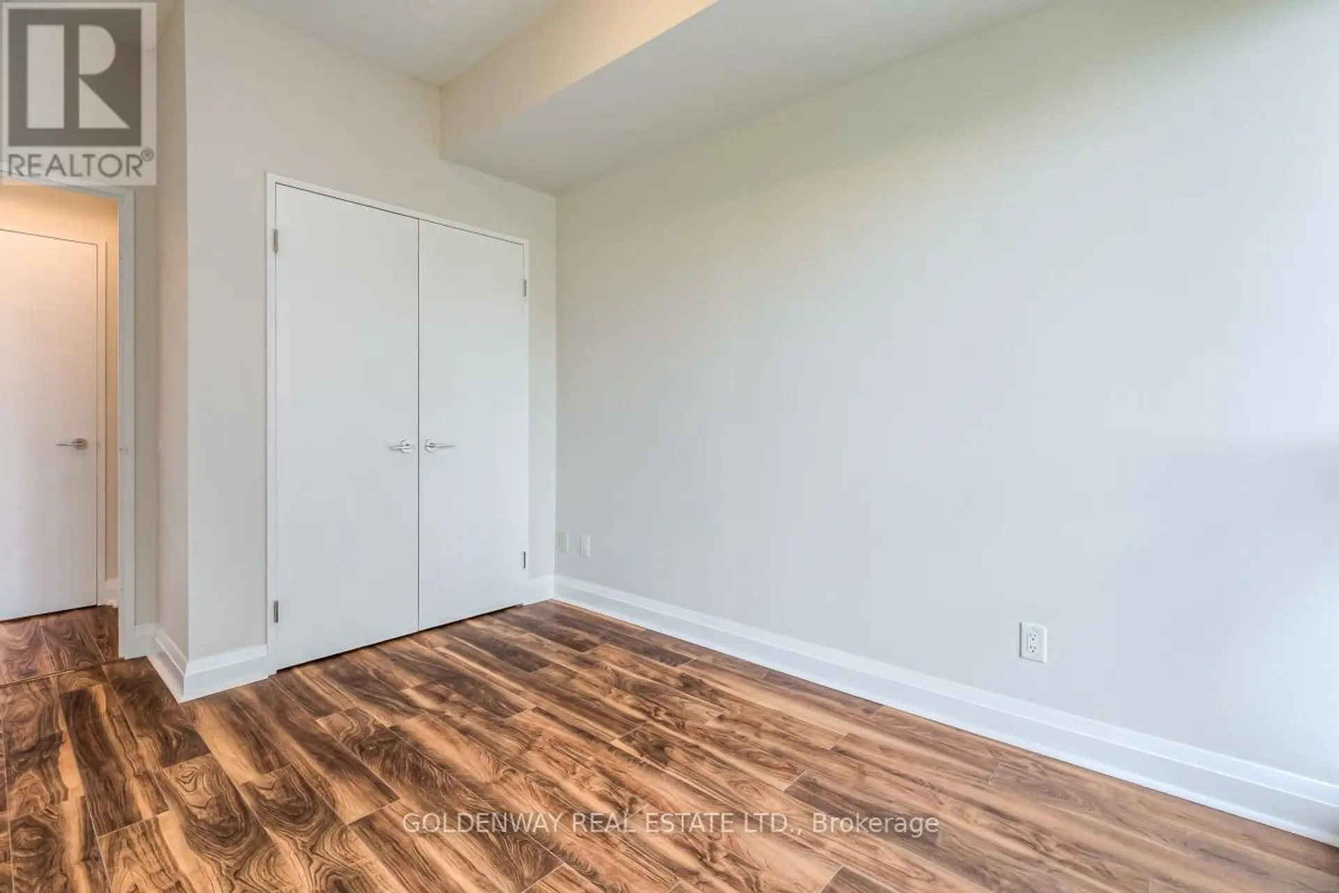 #401 83 REDPATH AVENUE - Image 10