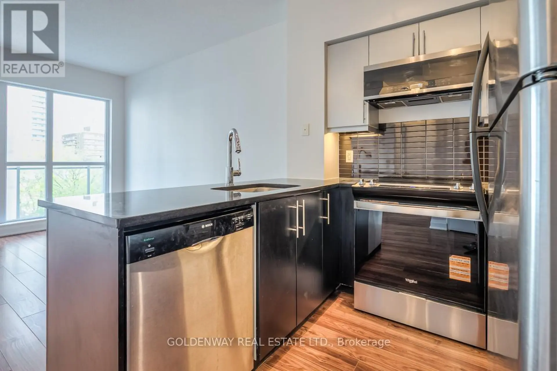 #401 83 REDPATH AVENUE - Image 8