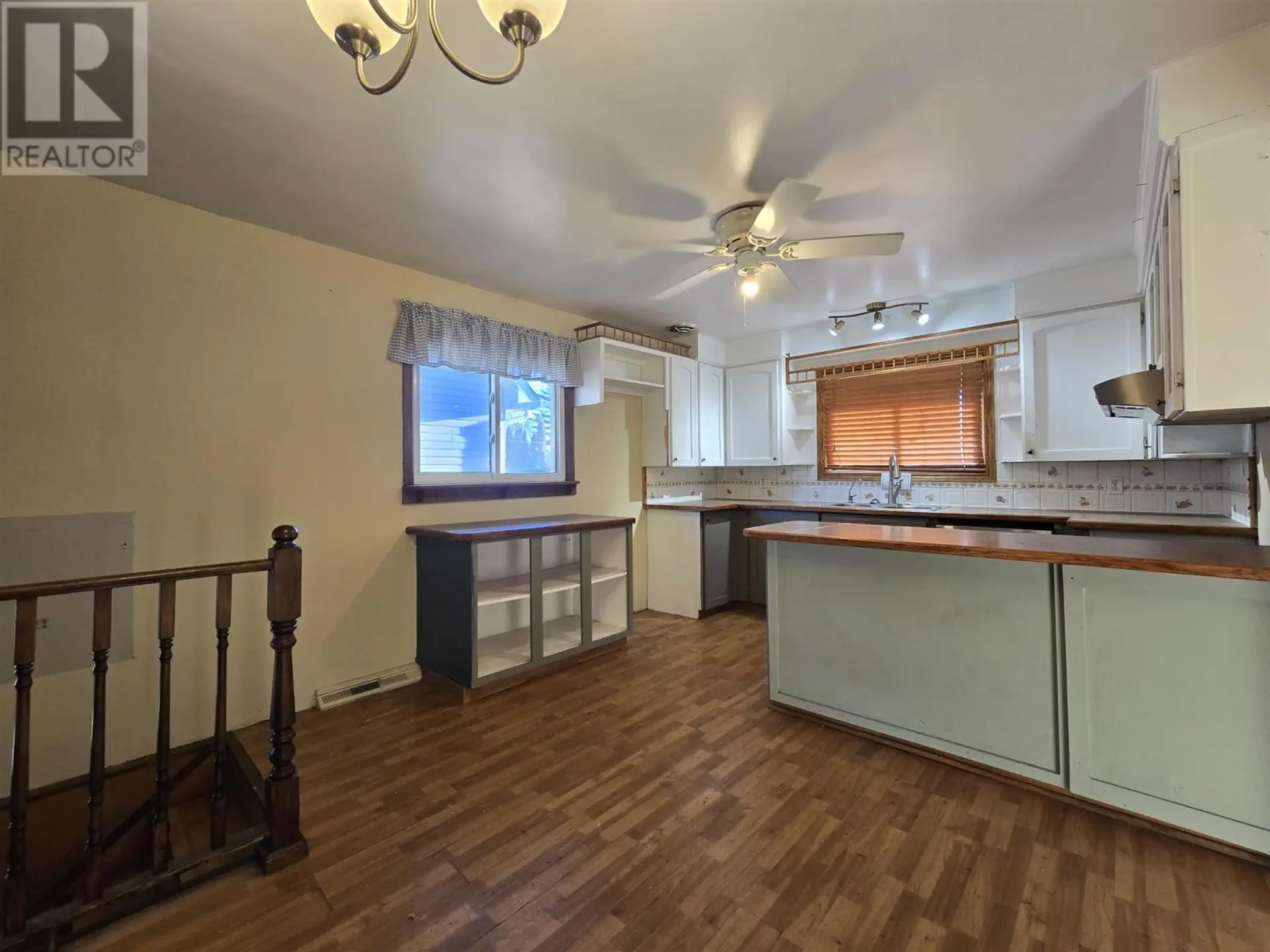 176 Glasgow AVE - Image 4