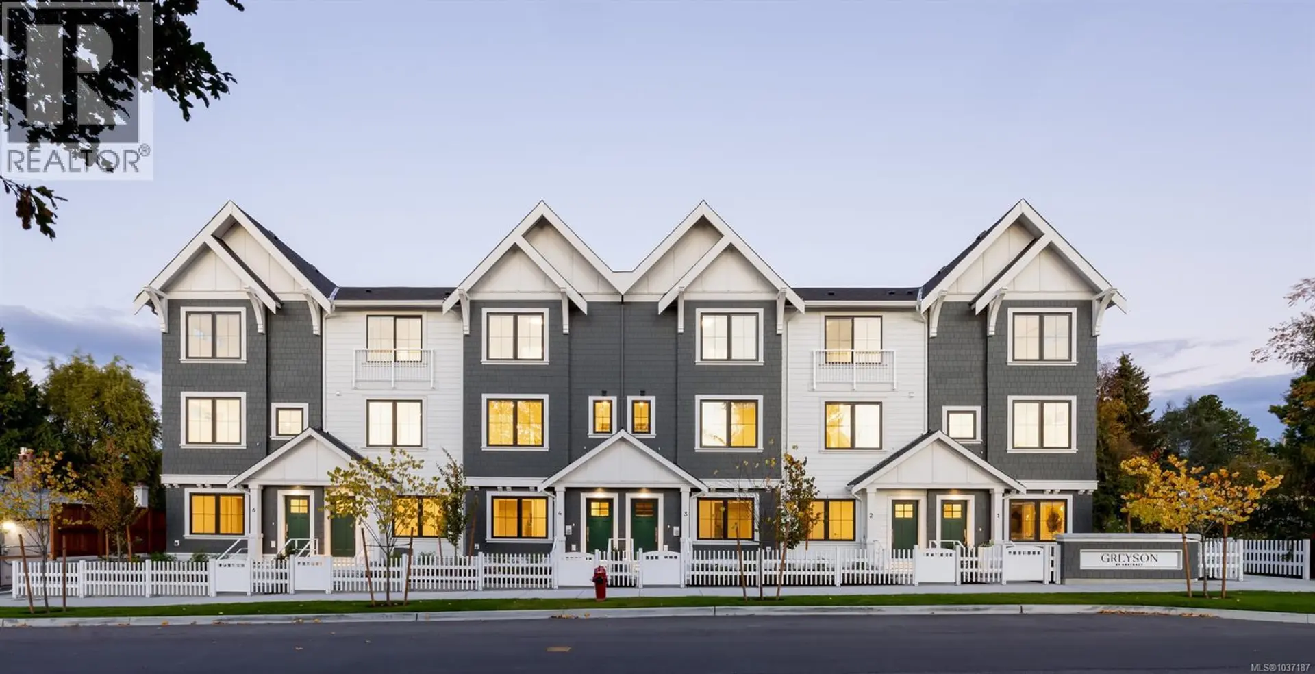 Property at #TH22 3450 Whittier Ave, Saanich, BC