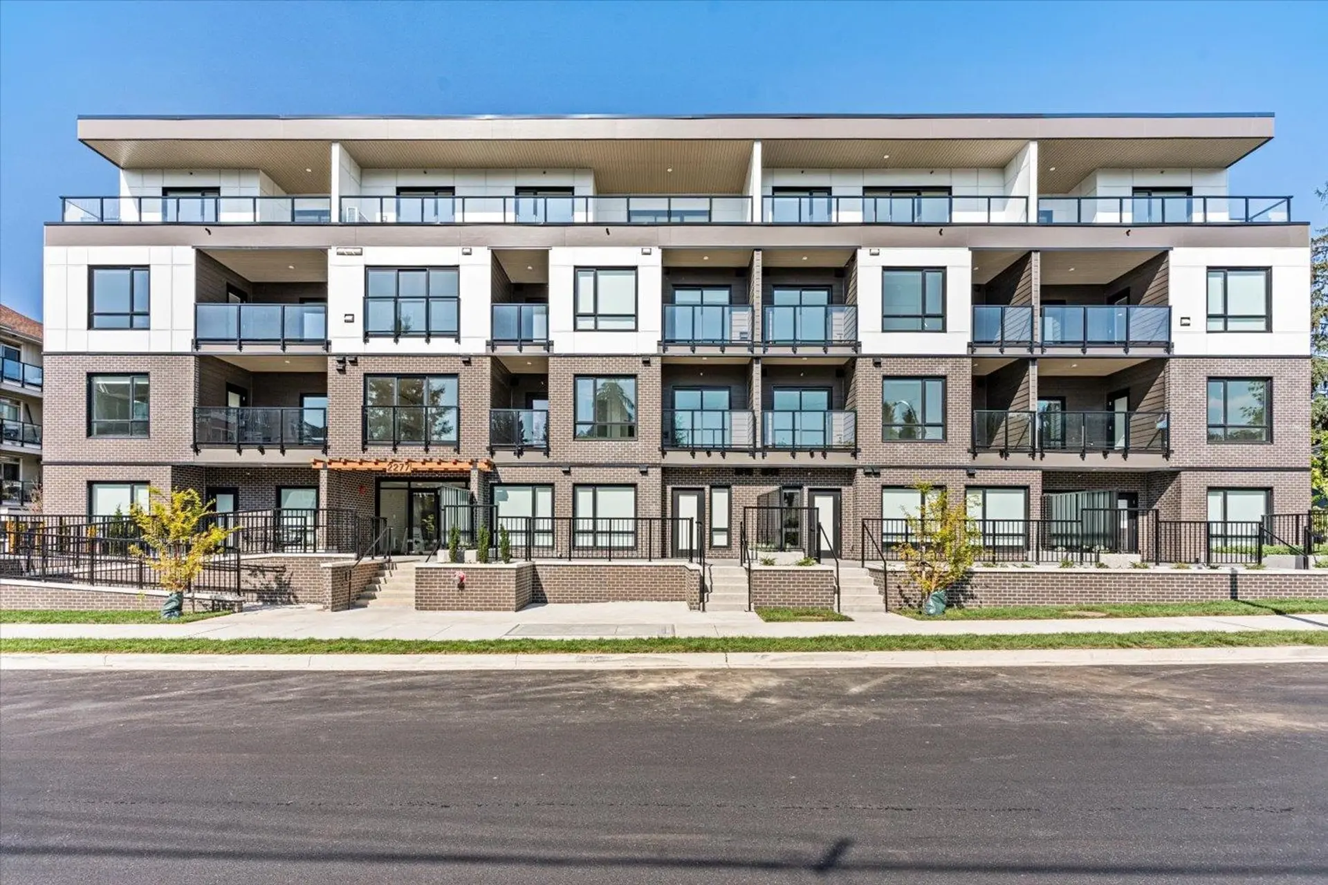 #204 2277 Hawthorne Avenue - Image 16