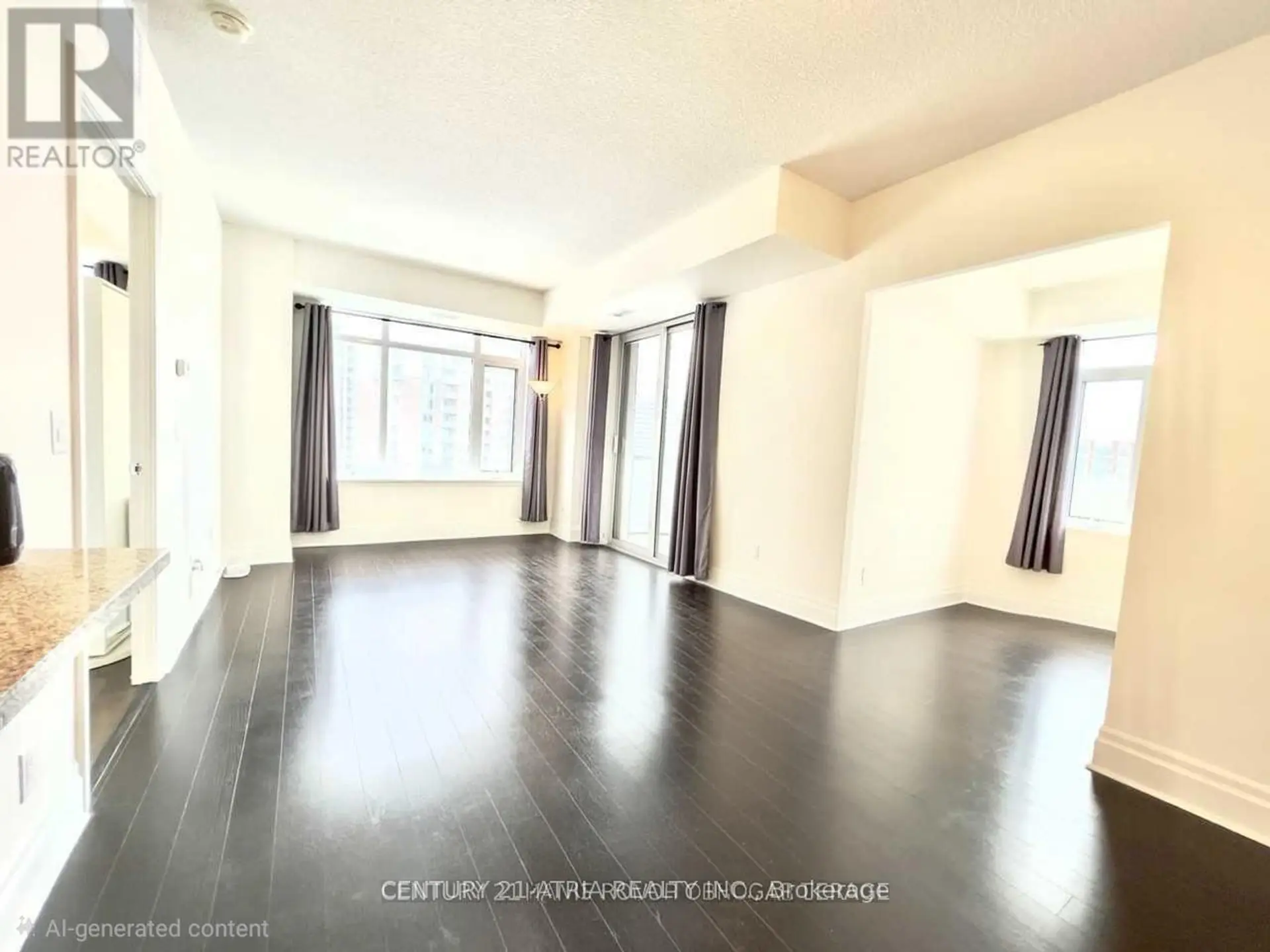 #602 111 UPPER DUKE CRESCENT - Image 3
