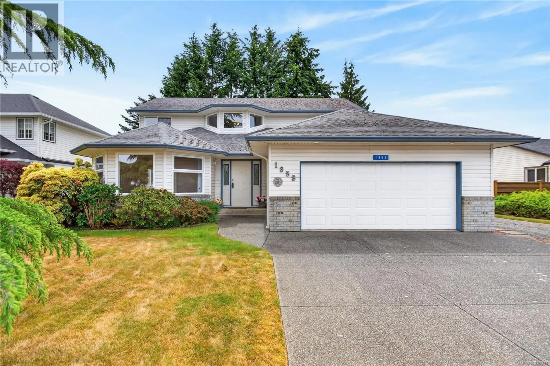 Property at 1353 Ocean View Ave, Comox, BC
