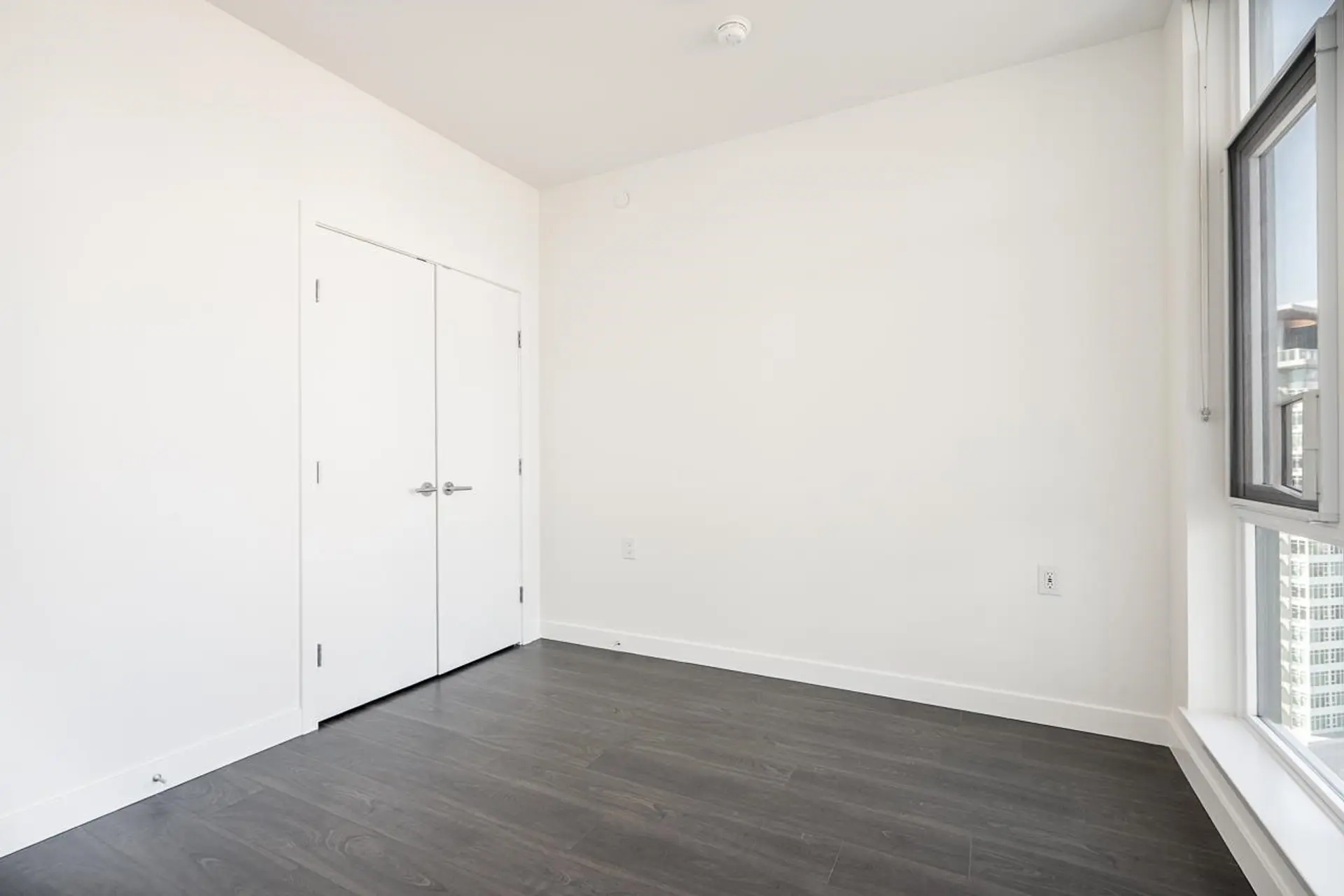 #1602 518 Clarke Road - Image 12