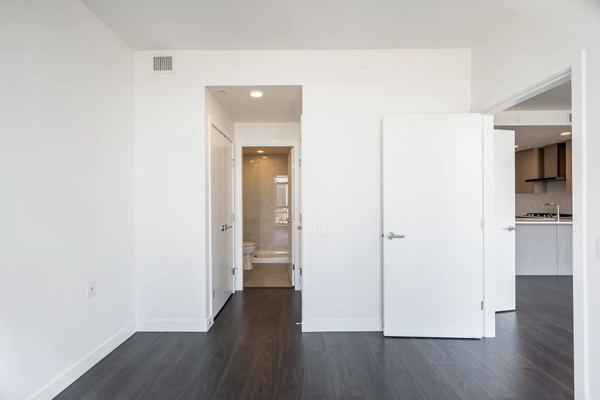 #1602 518 Clarke Road - Image 9