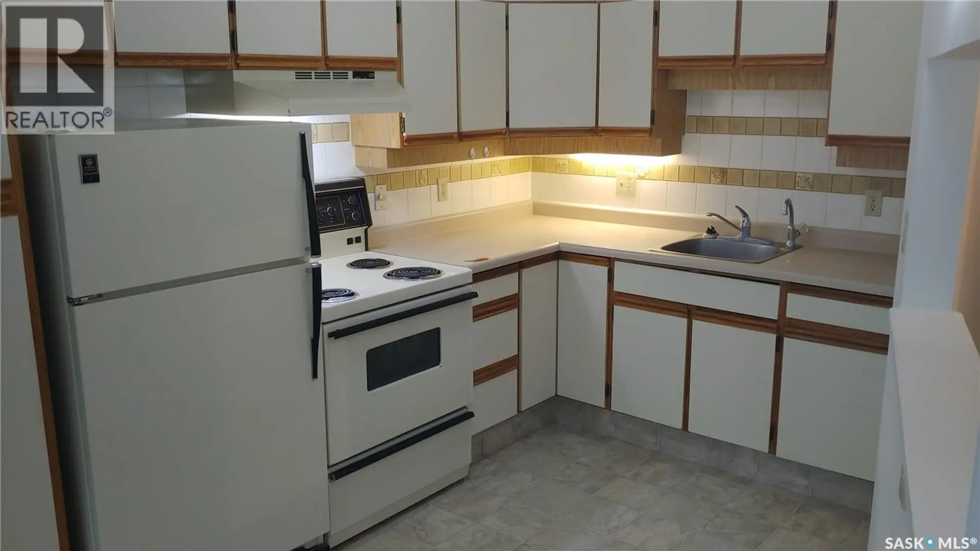 10 Pearl AVENUE - Image 7