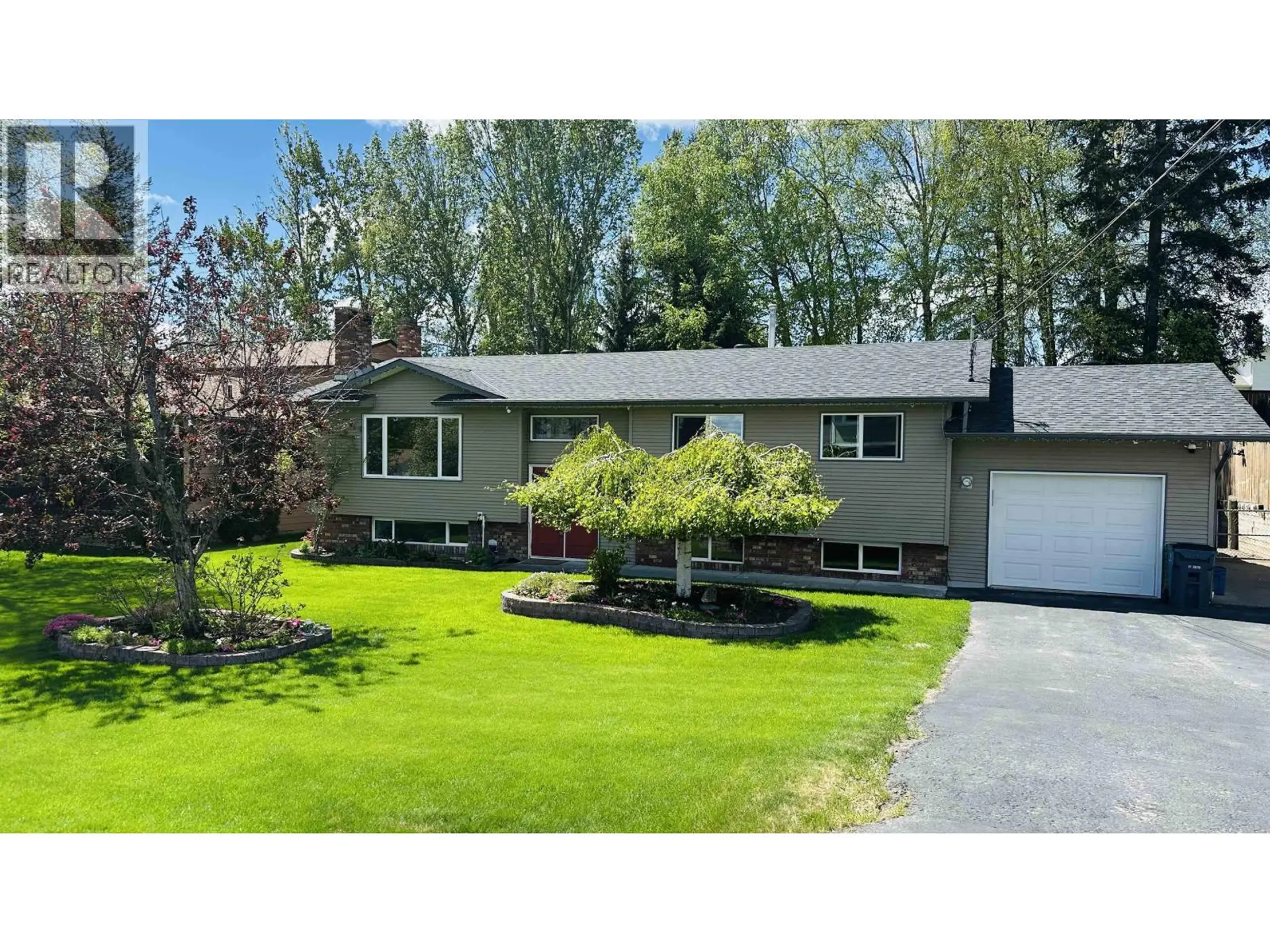 Property at 3187 WALLACE CRESCENT, Prince George, BC