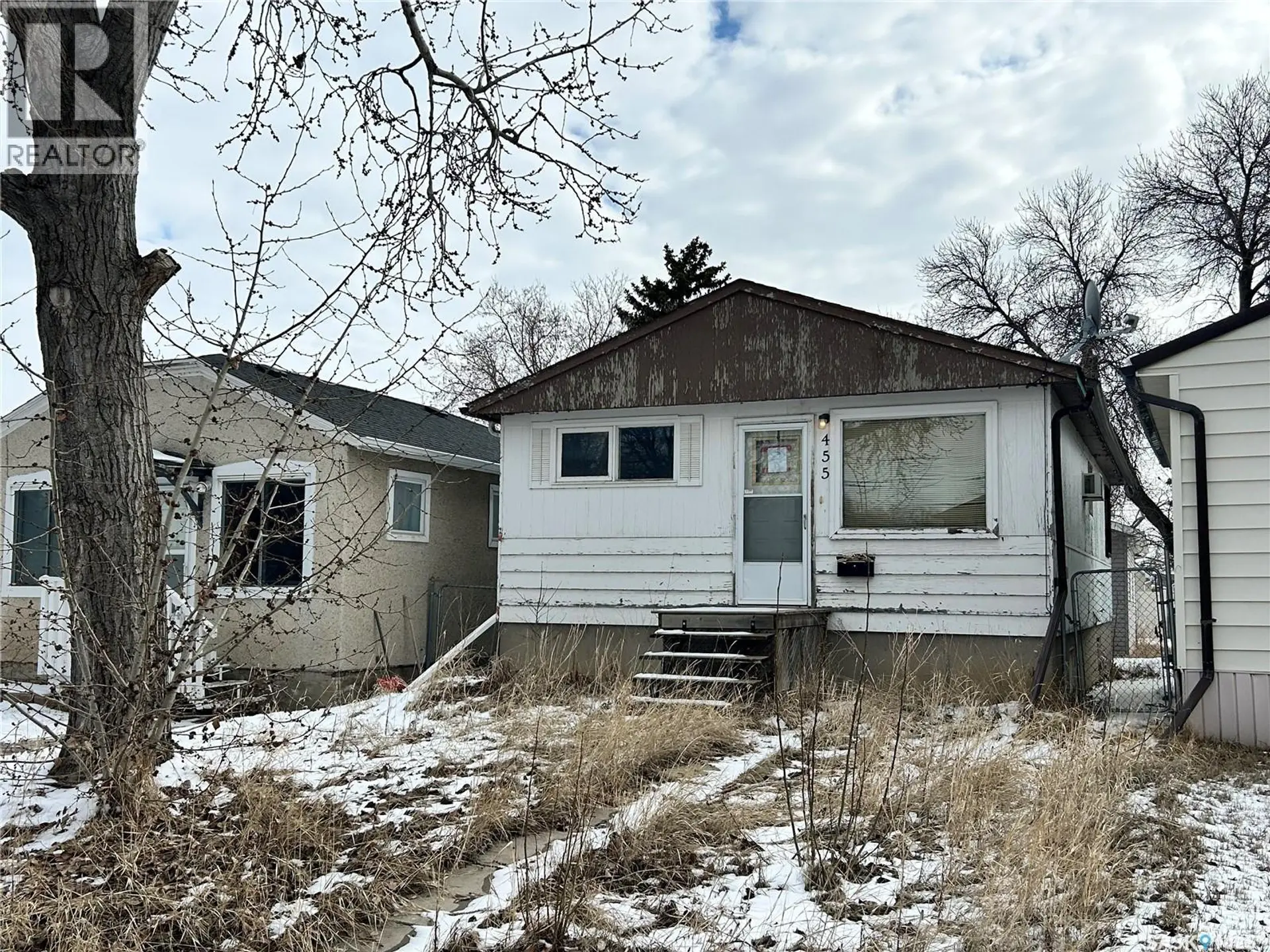 455 Halifax STREET - Image 1