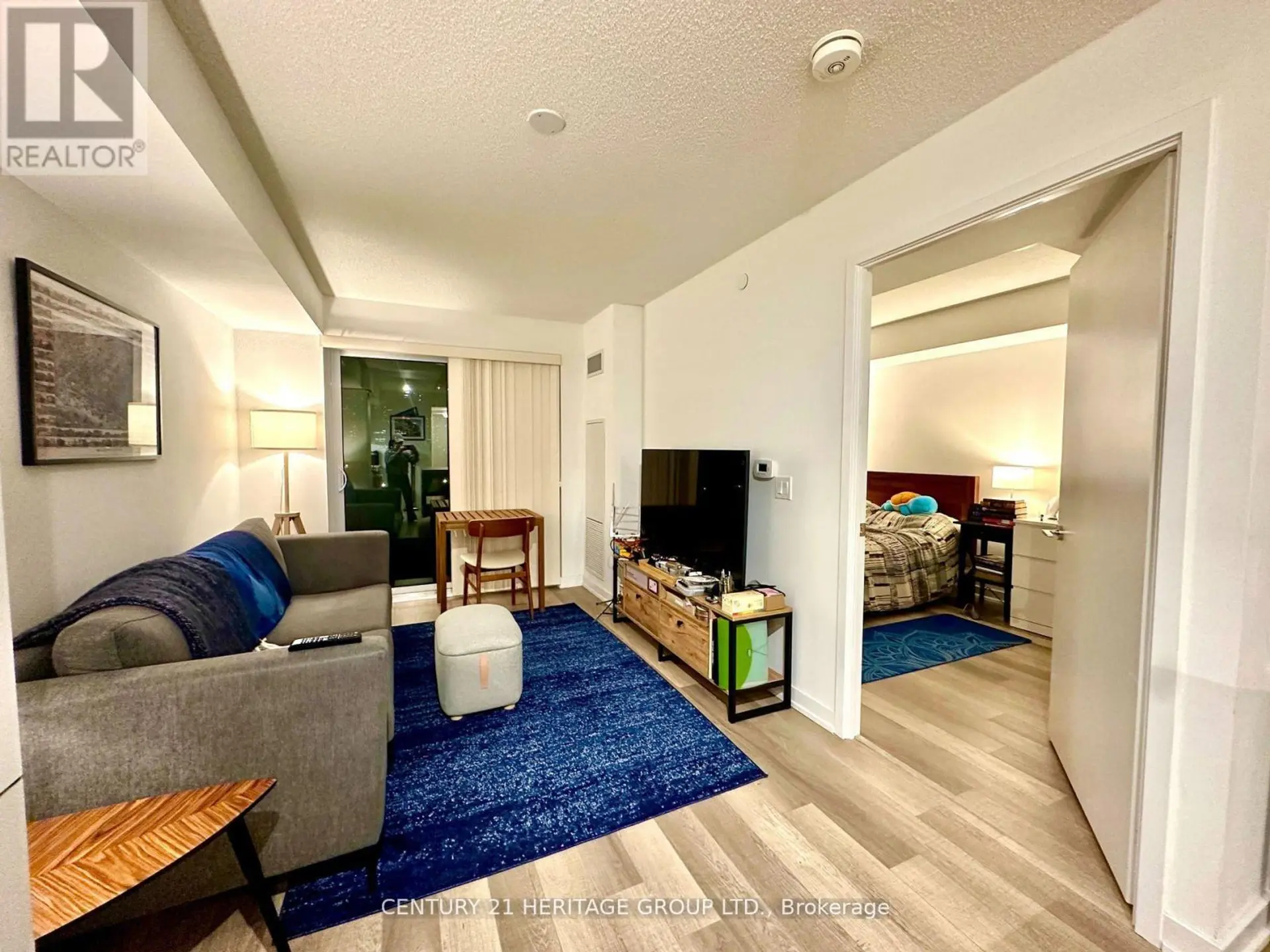 #602 181 HURON STREET - Image 7