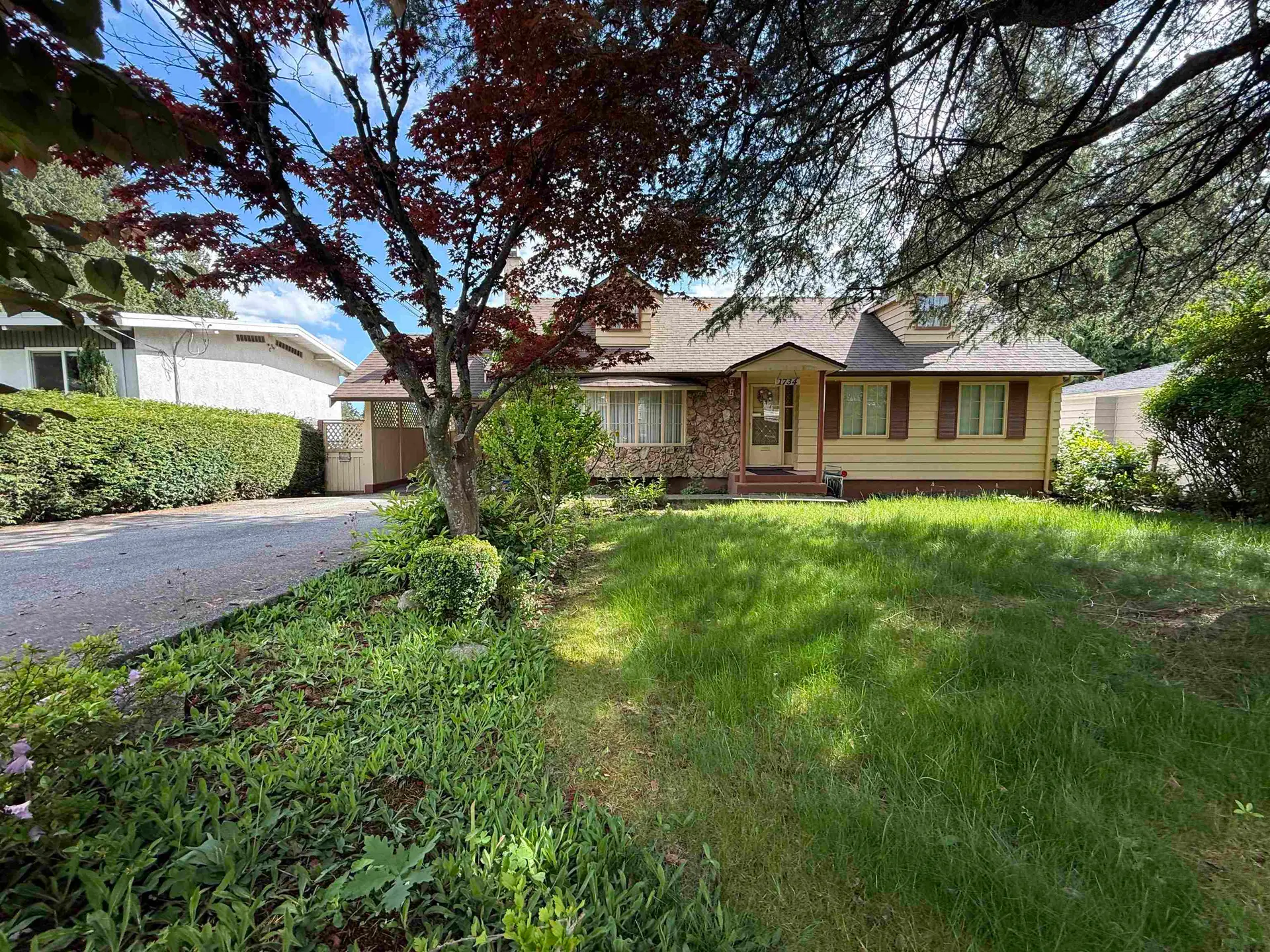 1734 Dansey Avenue - Image 1