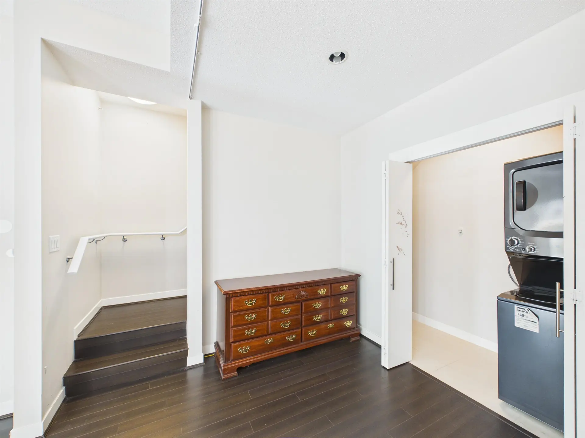 #3 6733 Buswell Street - Image 6