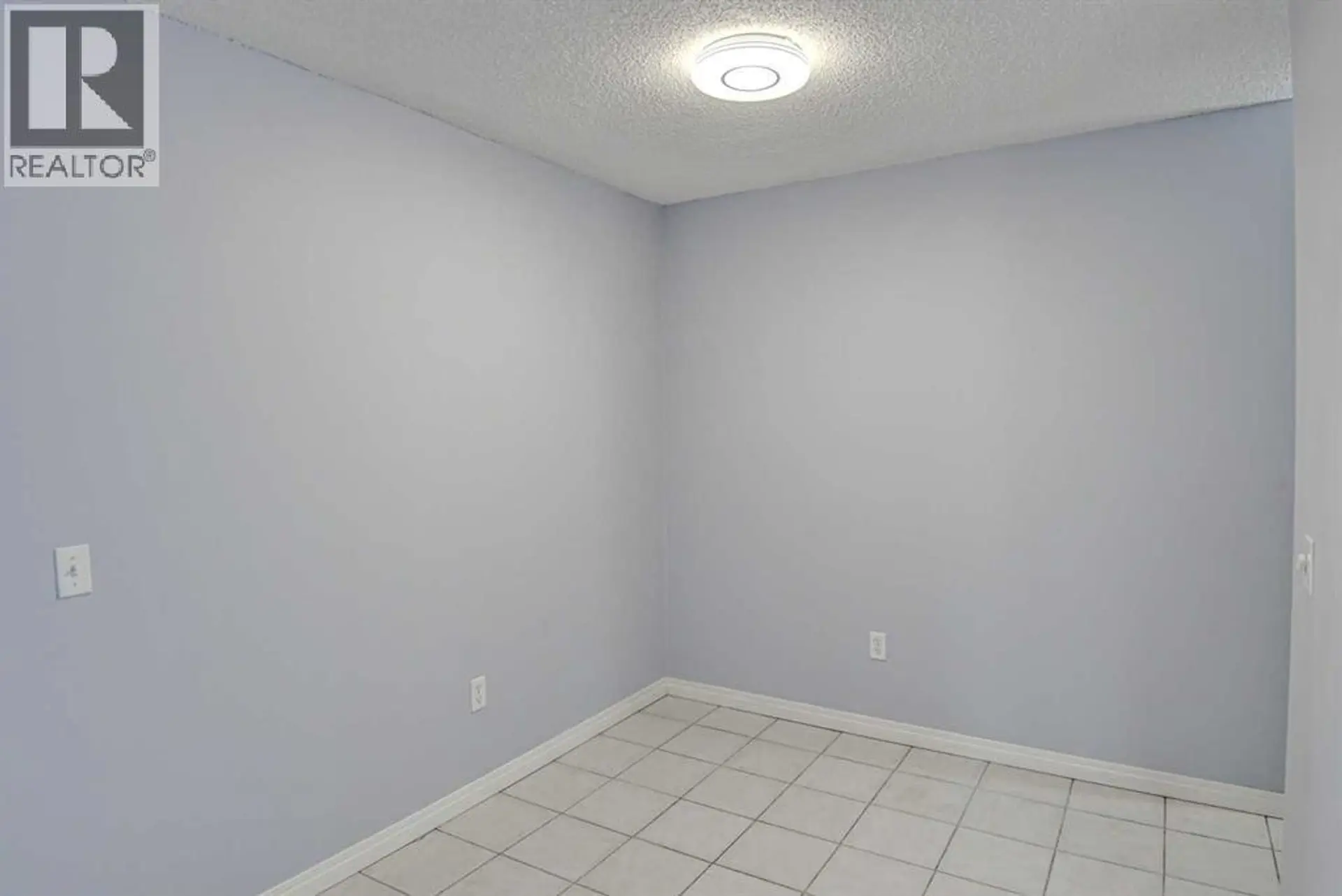 #204 1900 25A Street SW - Image 9