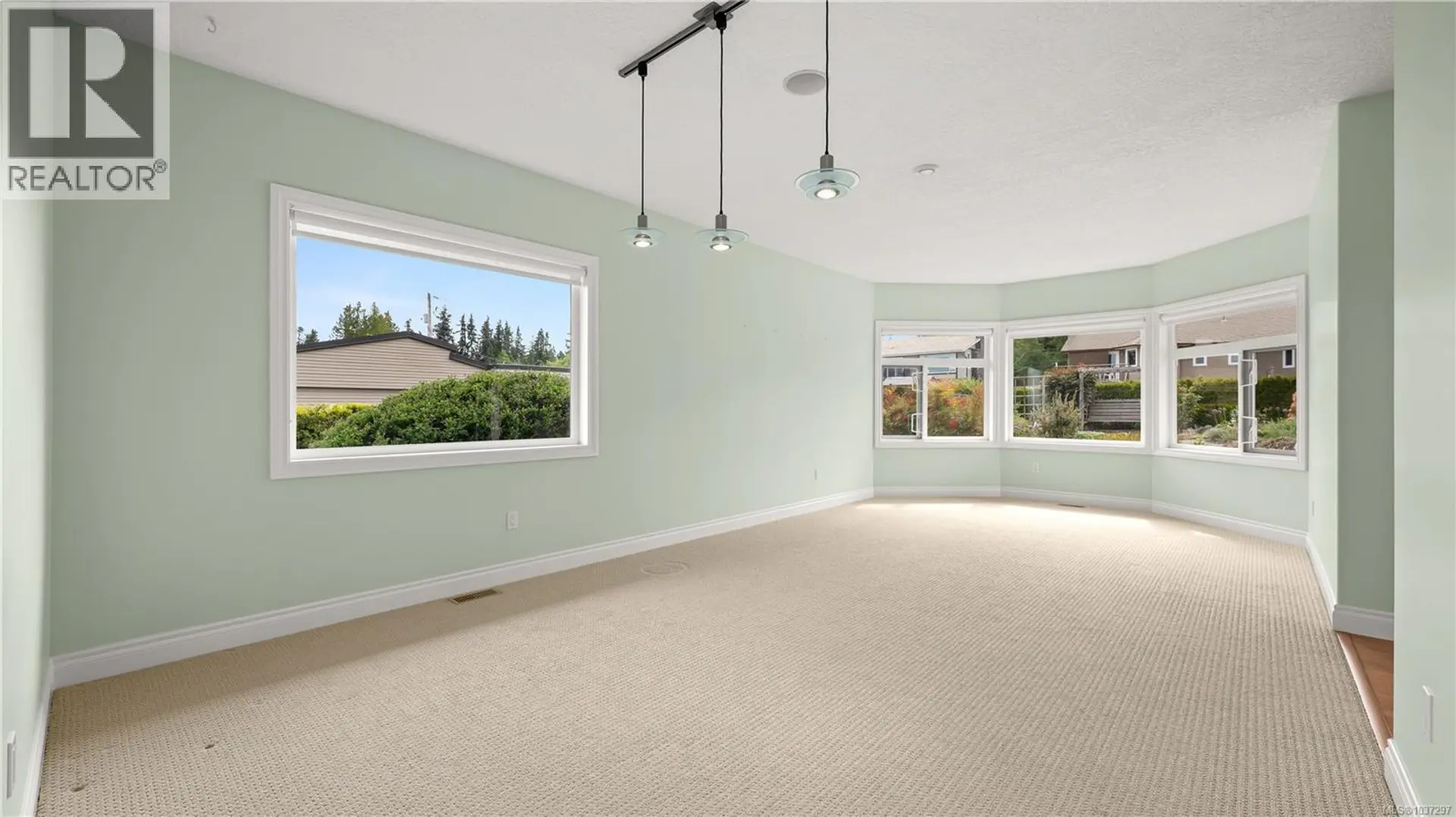 4778 Kilmarnock Dr - Image 11
