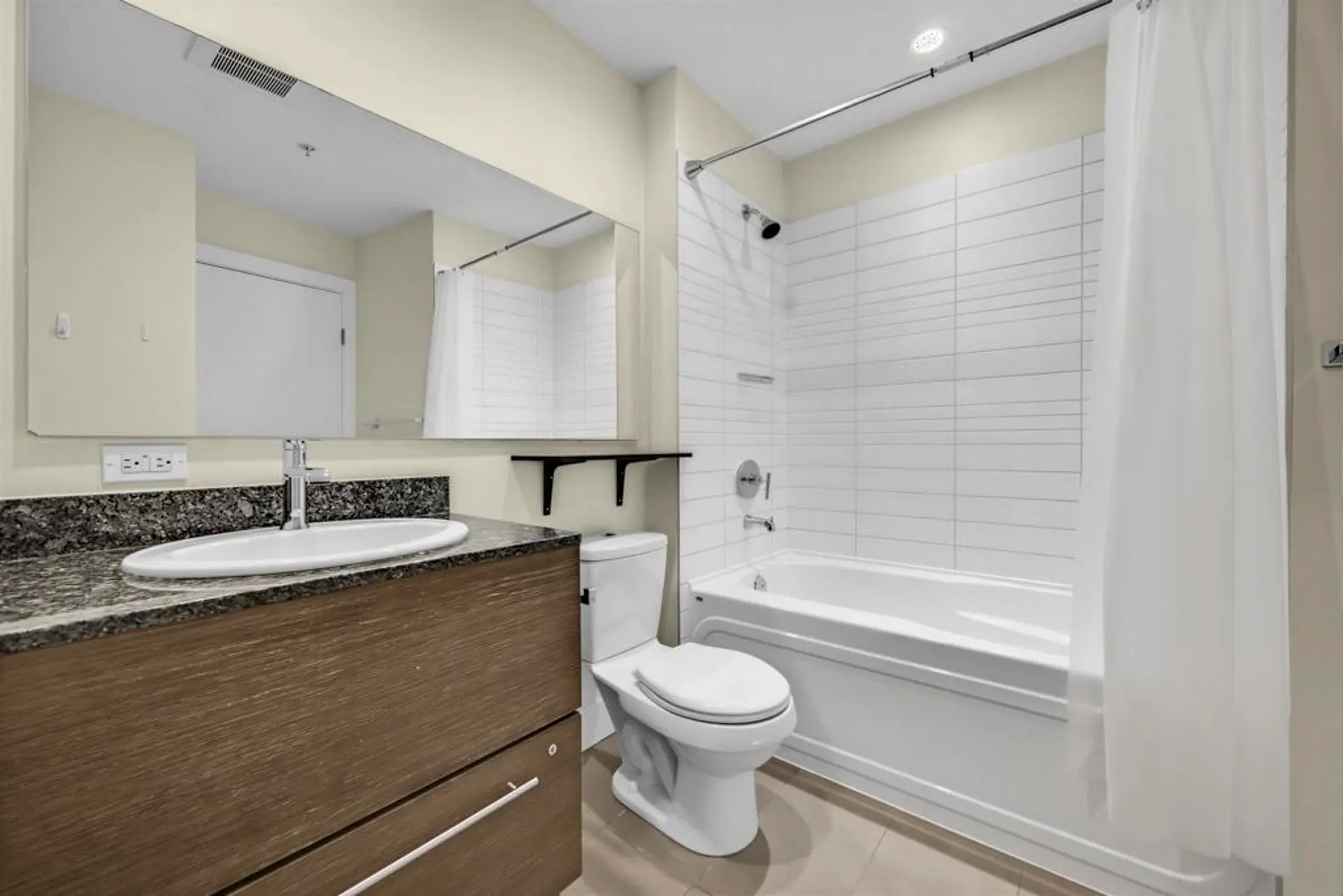 #426 5928 Birney Avenue - Image 15