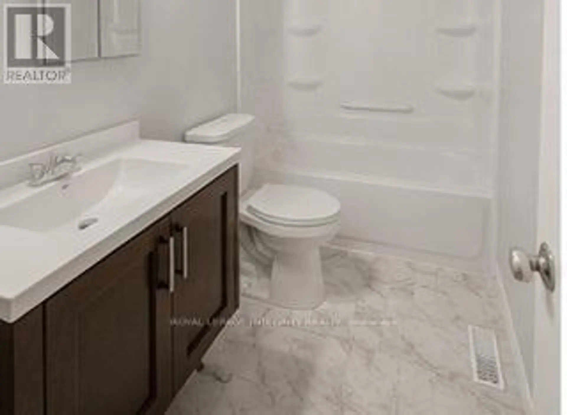 65 ROTHESAY DRIVE - Image 4