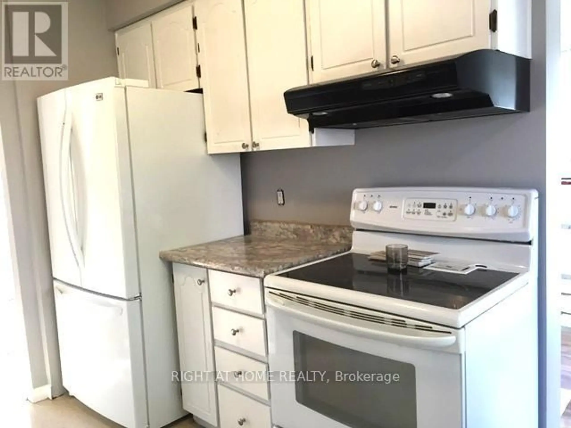 23 CARLTON ROAD - Image 3