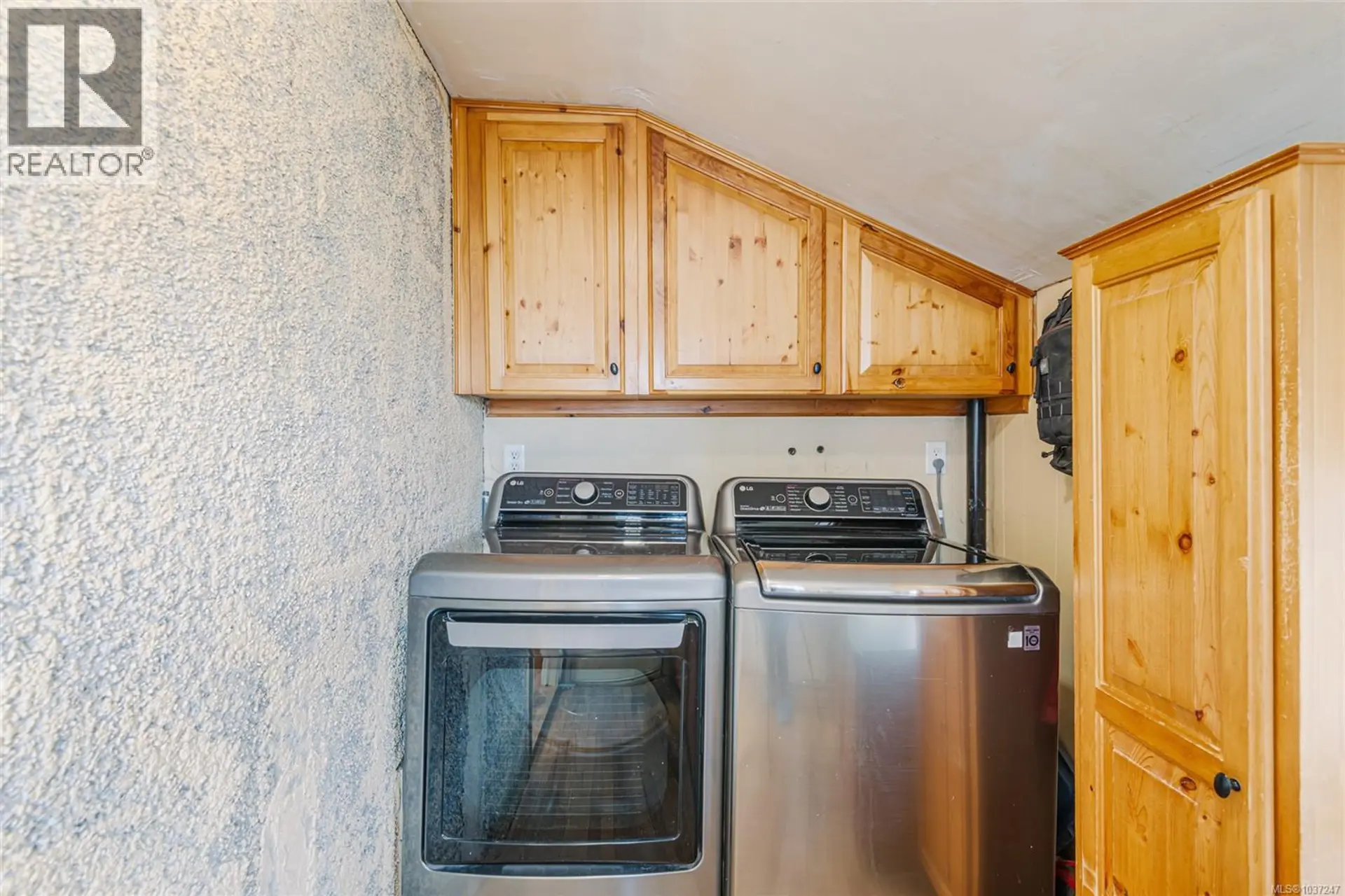 2760 6th Ave - Image 11