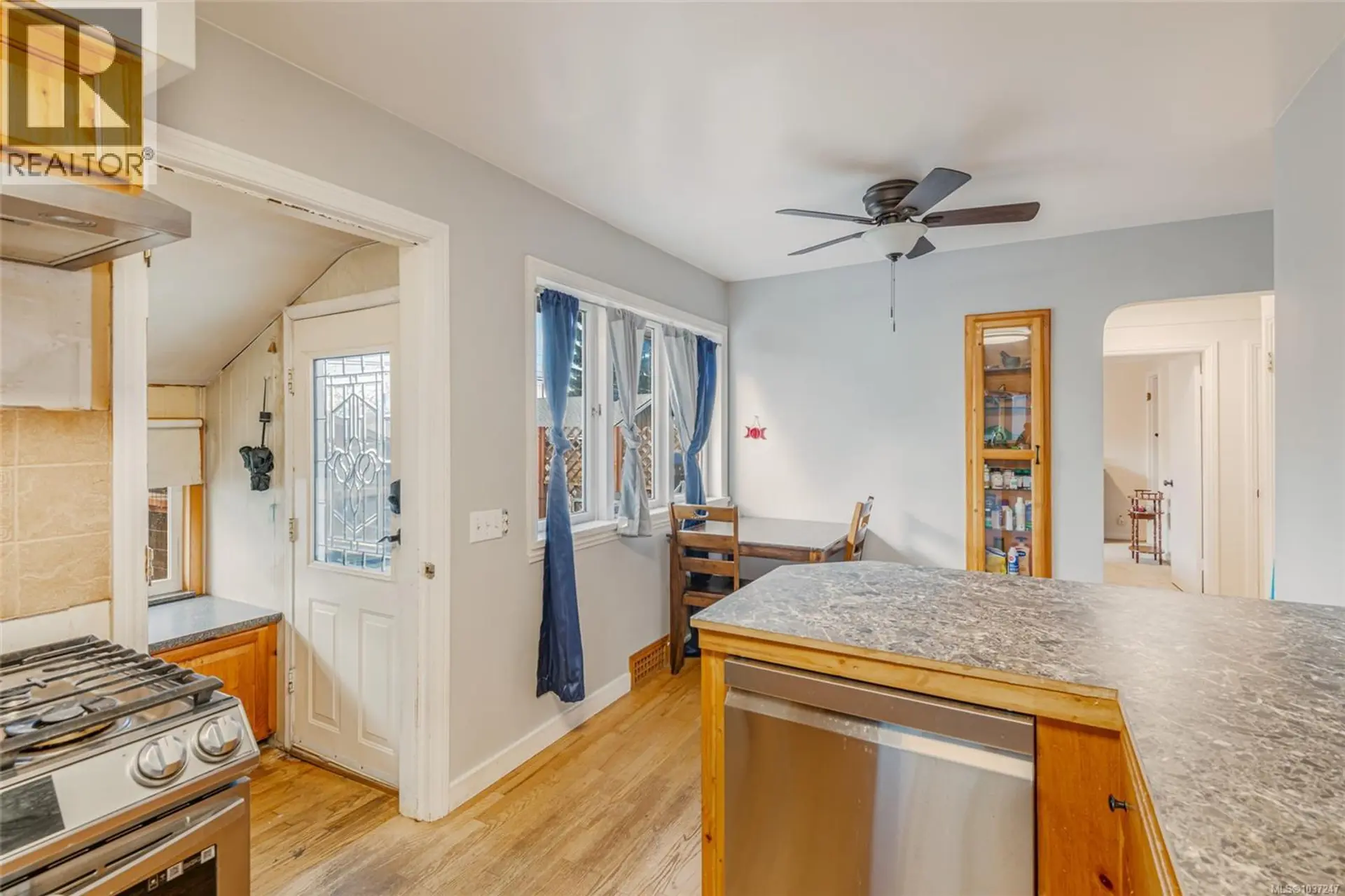 2760 6th Ave - Image 5
